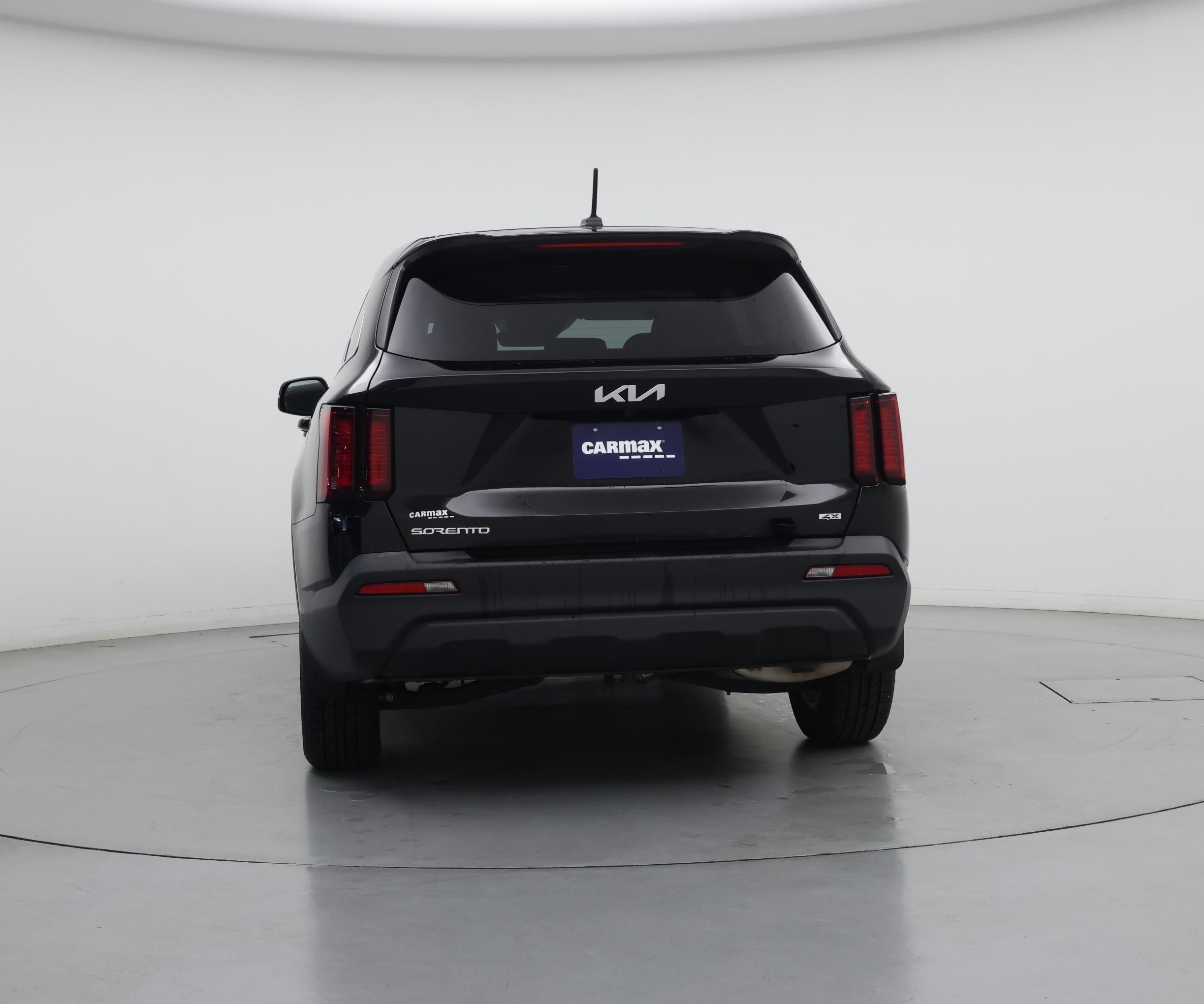 Thumbnail: 2023 Kia Sorento - 6