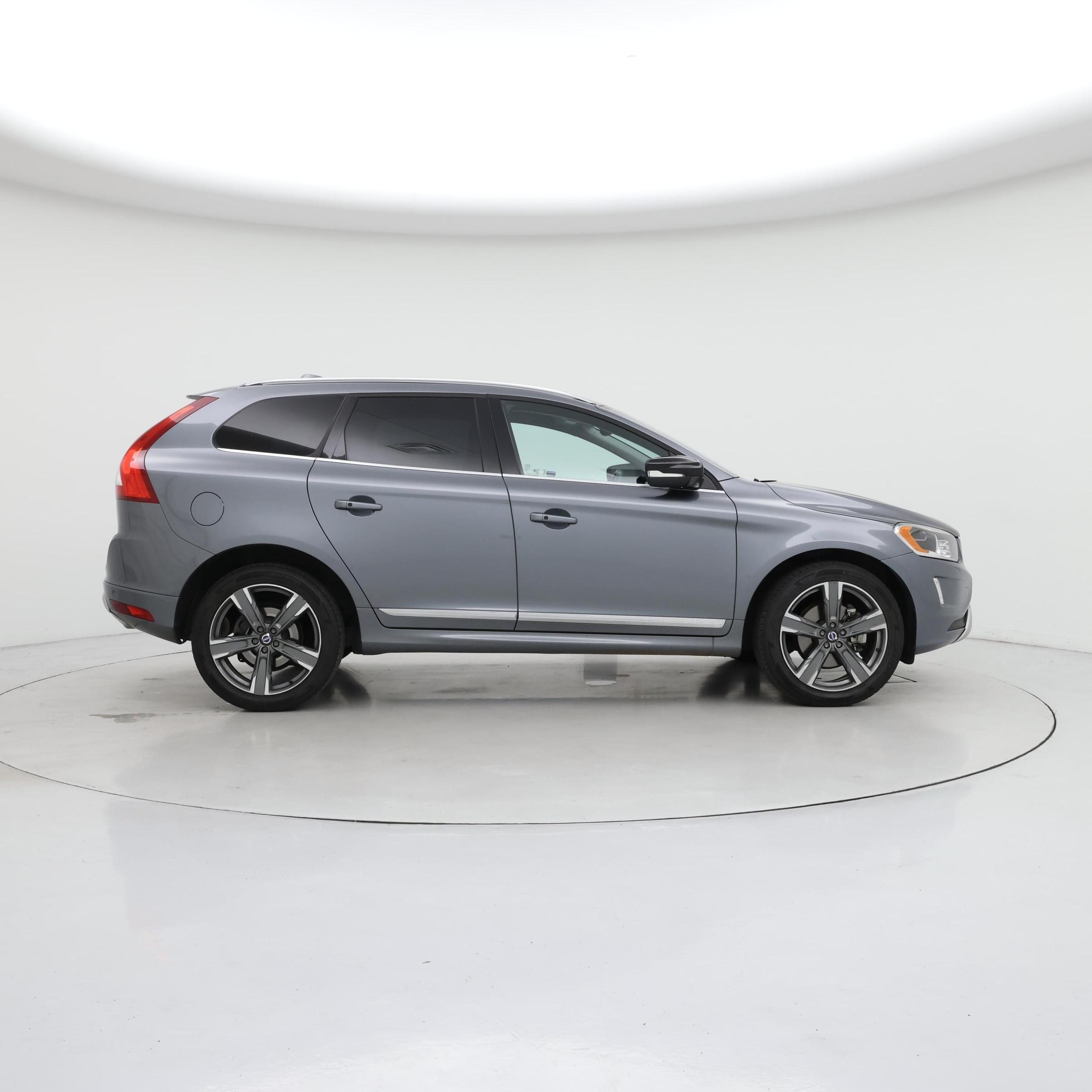 Thumbnail: 2017 Volvo XC60 - 7