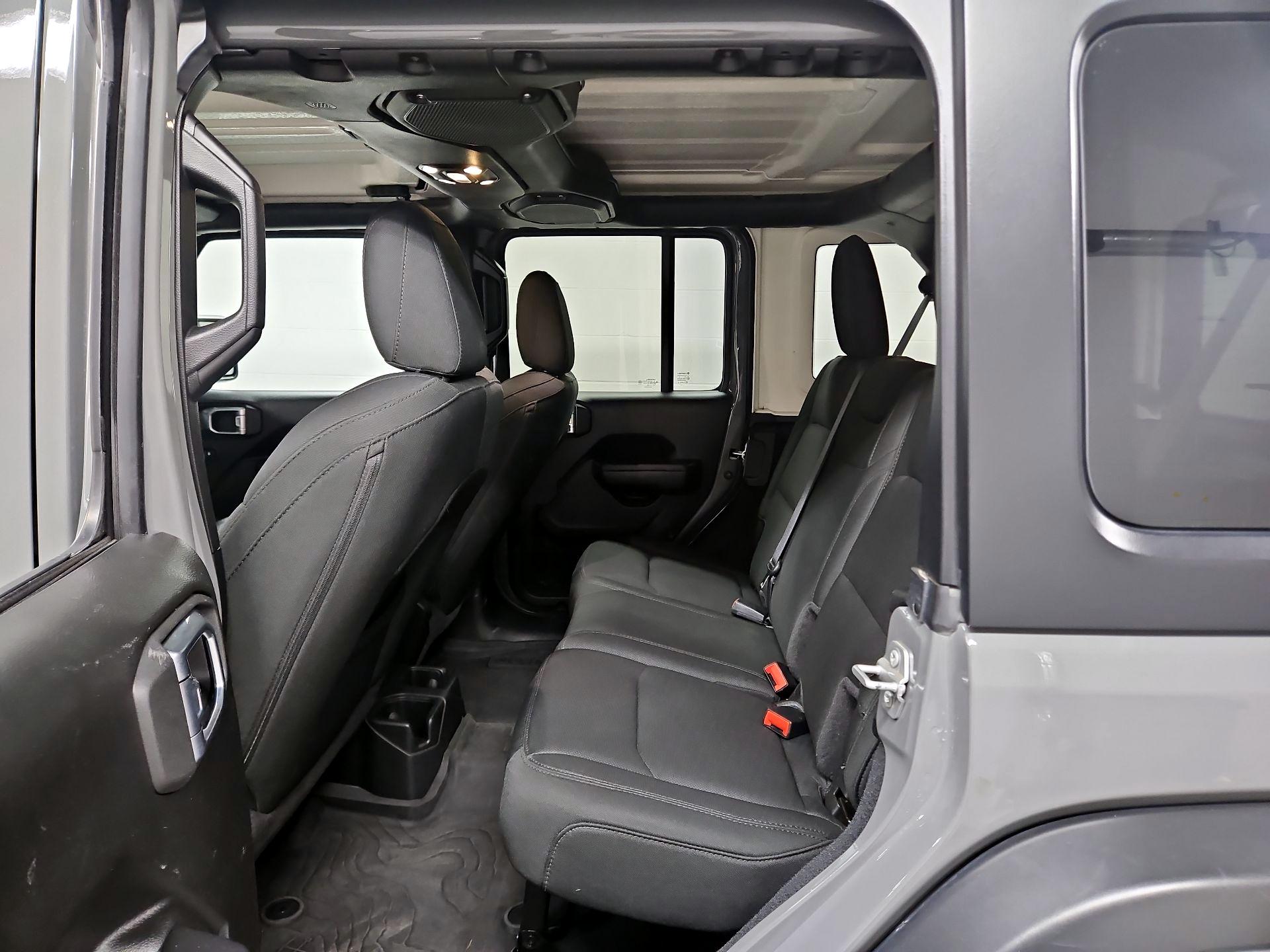 Thumbnail: 2022 Jeep Wrangler - 20