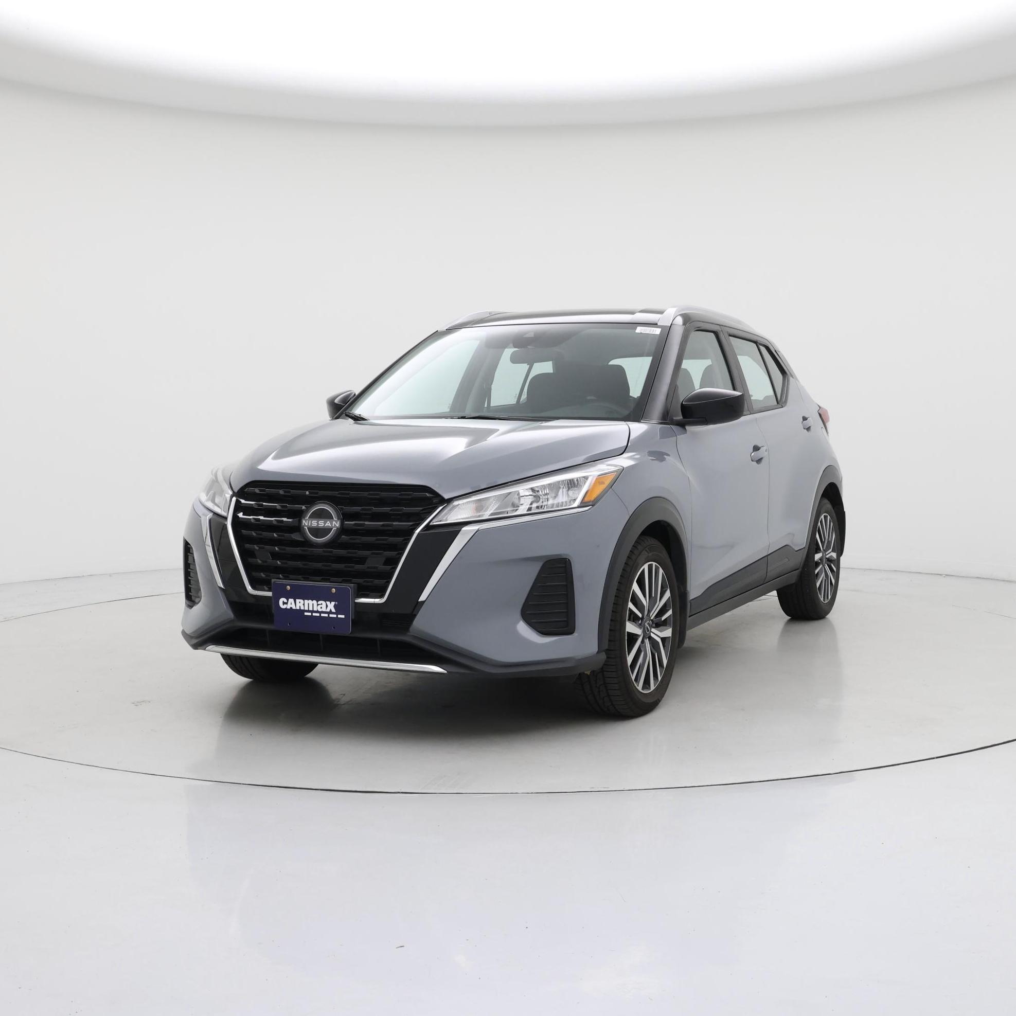 Thumbnail: 2023 Nissan Kicks - 4