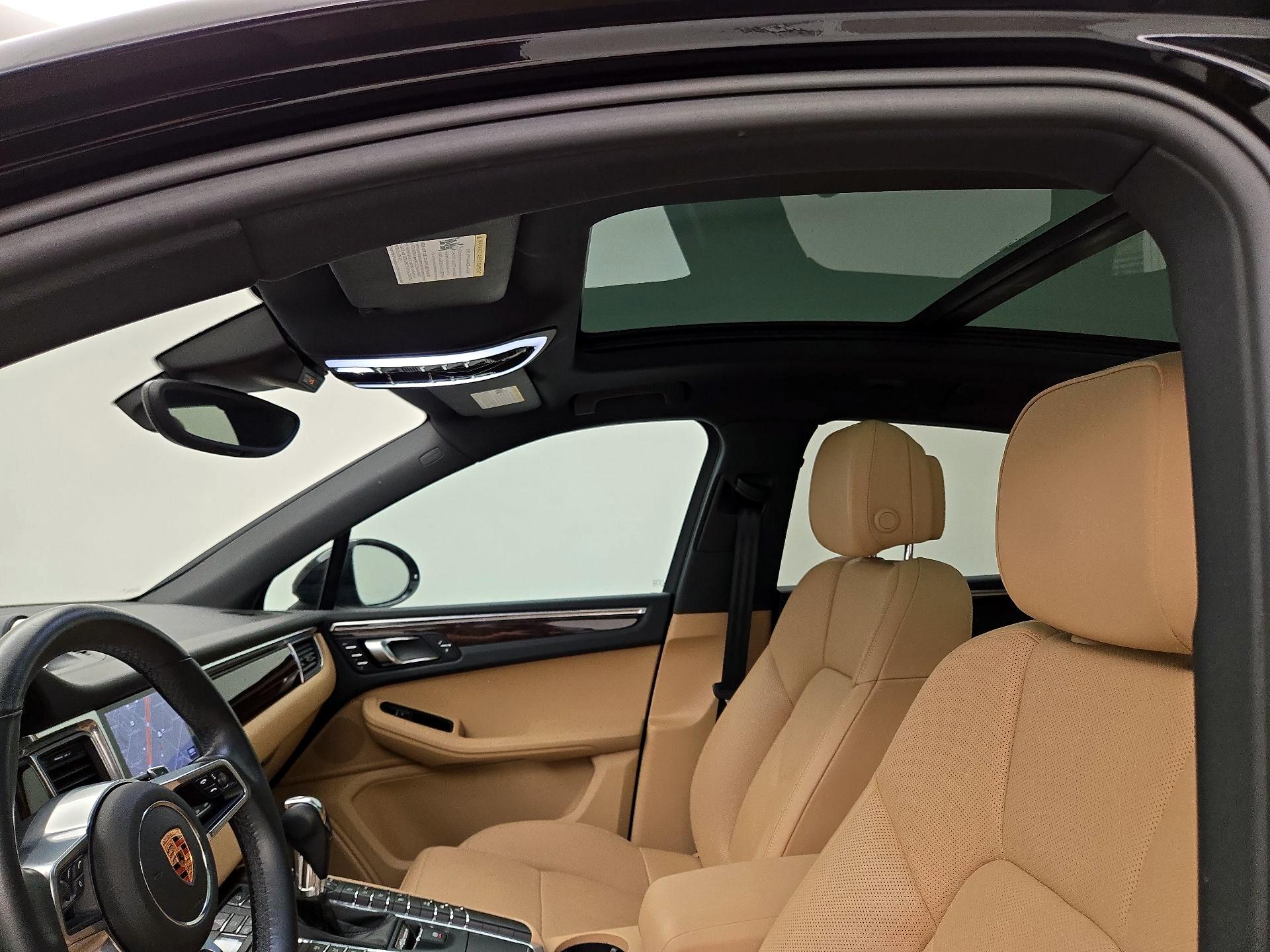 Thumbnail: 2018 Porsche Macan - 20