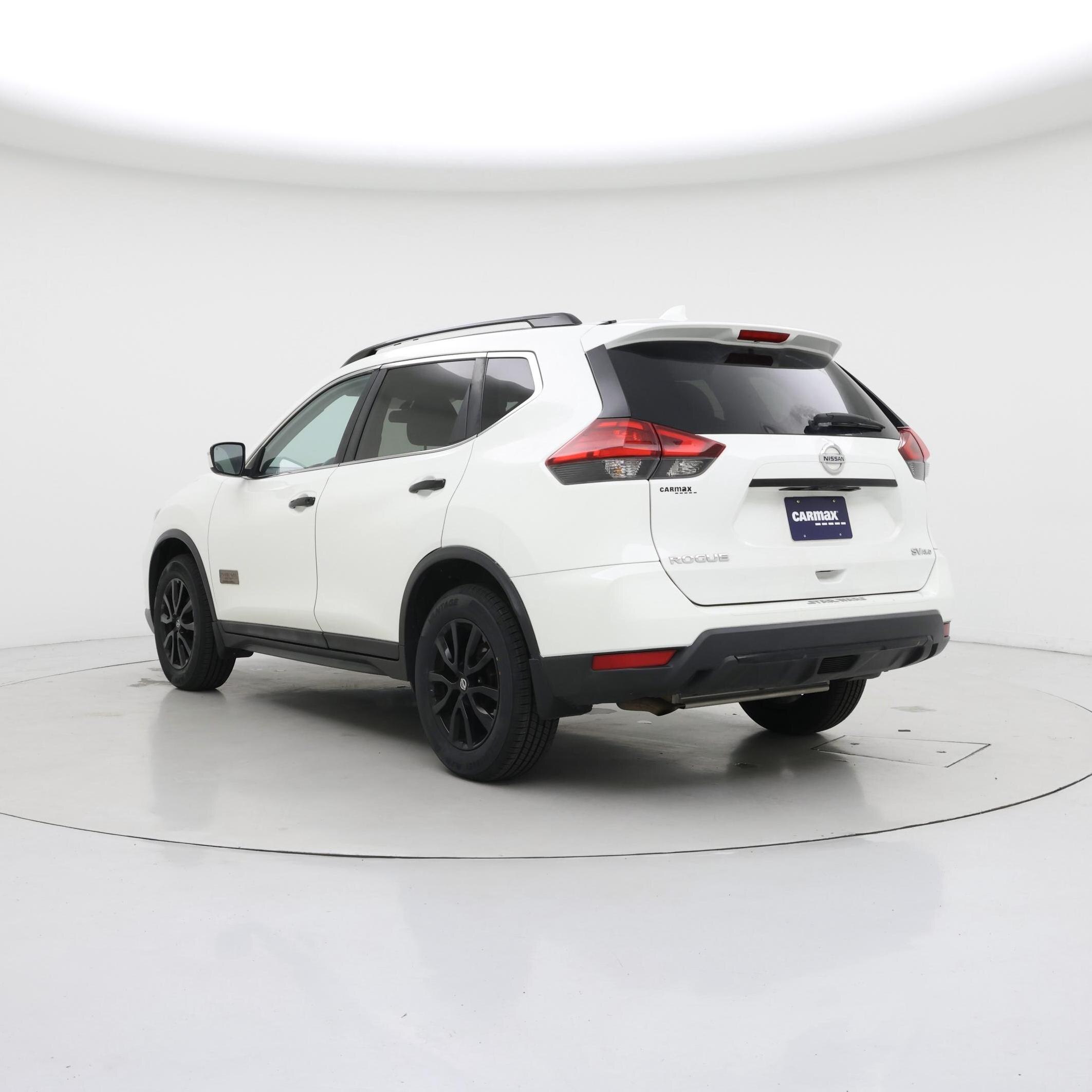 Thumbnail: 2017 Nissan Rogue - 2