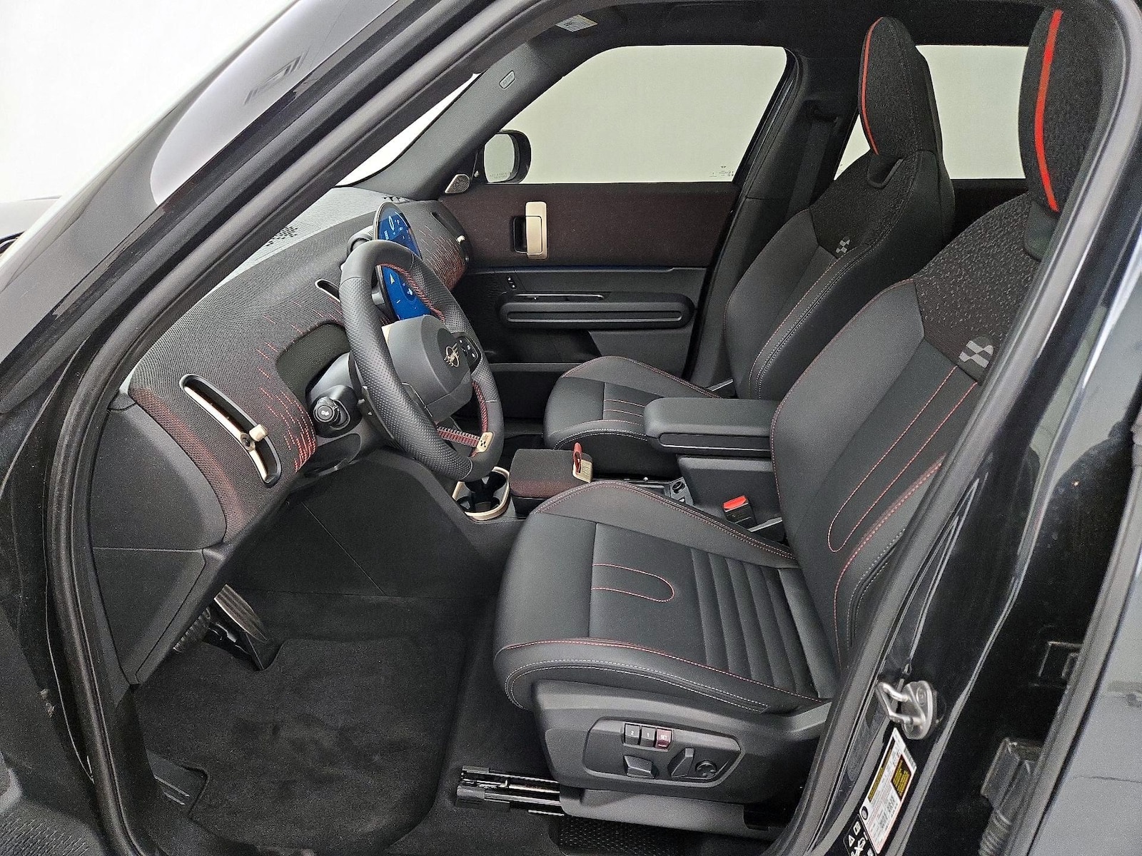 2025 MINI Countryman John Cooper Works - Photo 12