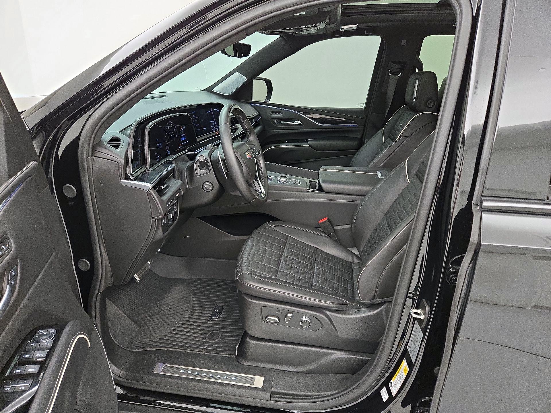 Thumbnail: 2024 Cadillac Escalade - 11