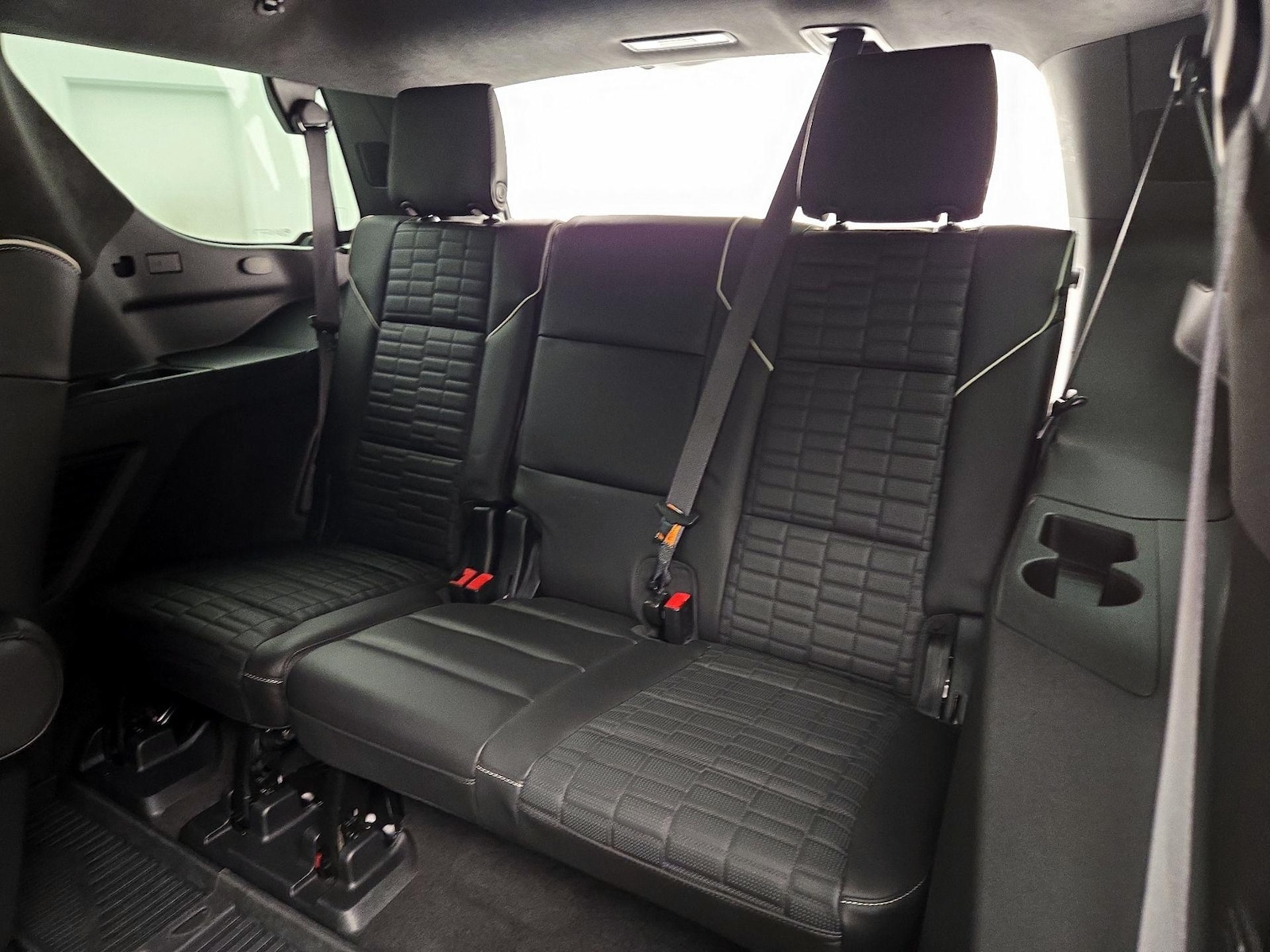 2024 Cadillac Escalade V-Series - Photo 23