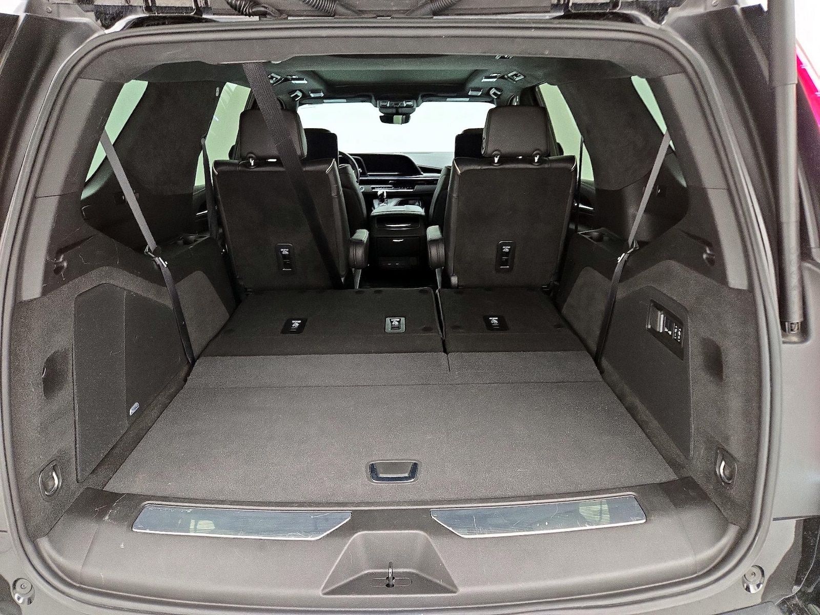 2024 Cadillac Escalade V-Series - Photo 25