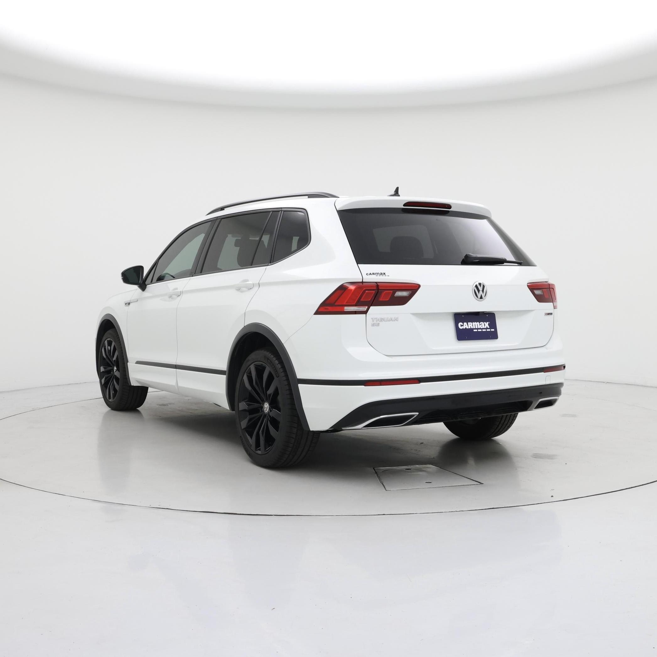 Thumbnail: 2021 Volkswagen Tiguan - 2