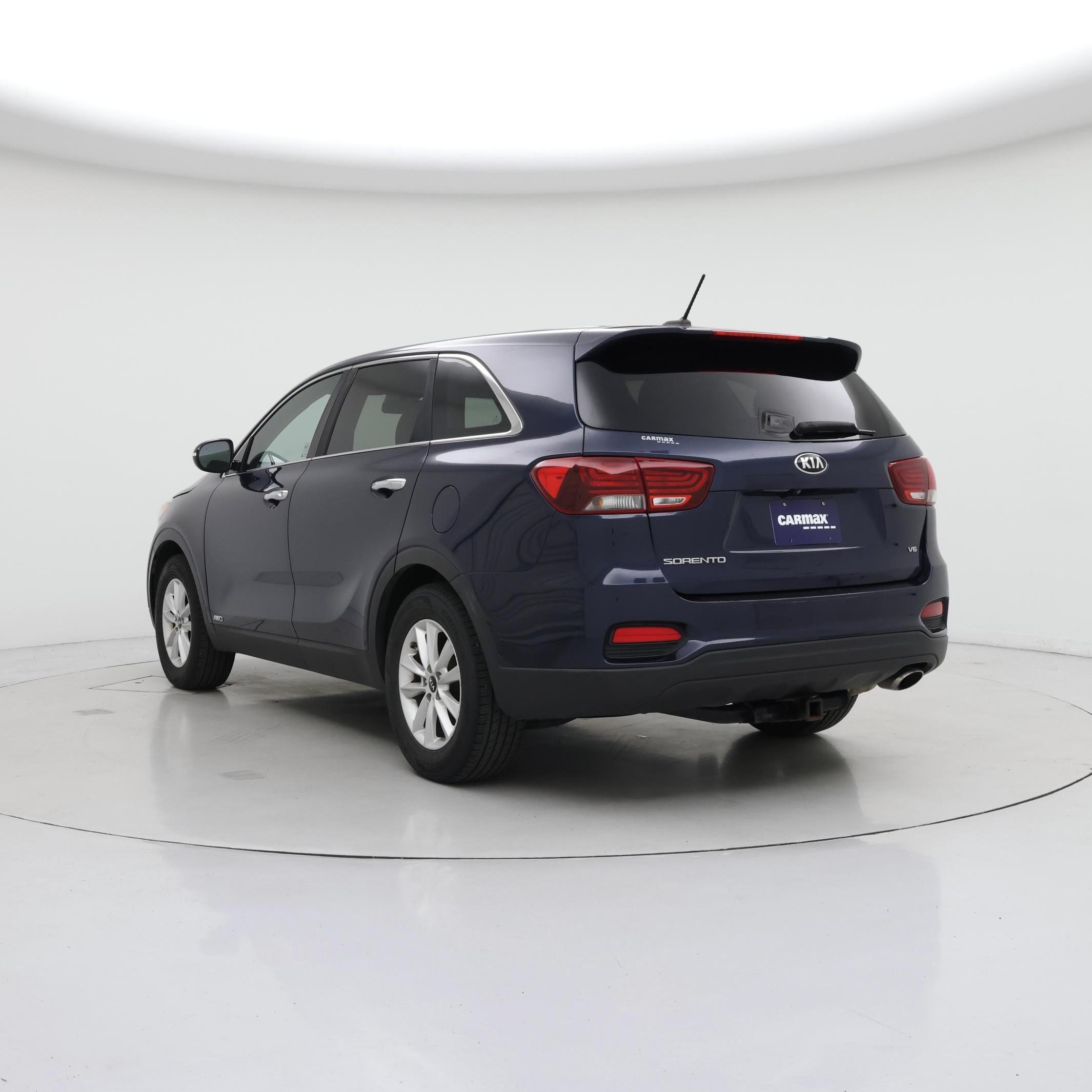 Thumbnail: 2019 Kia Sorento - 2