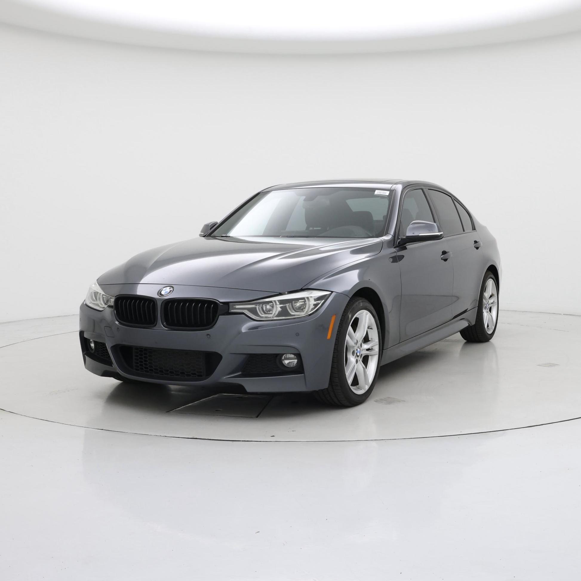 Thumbnail: 2018 BMW 3 Series - 4