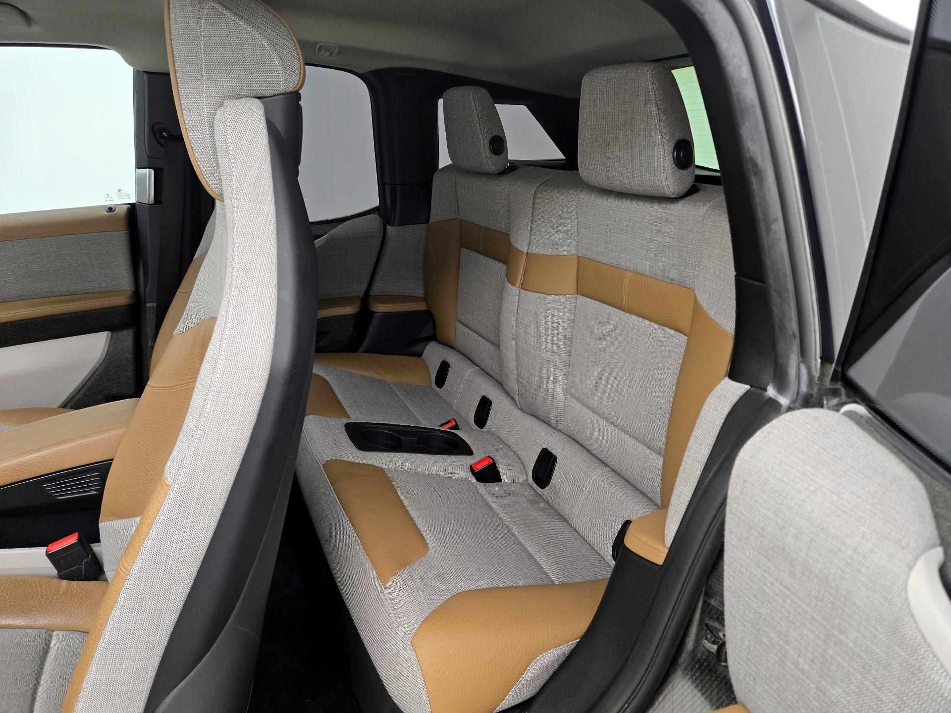 Thumbnail: 2017 BMW i3 - 20