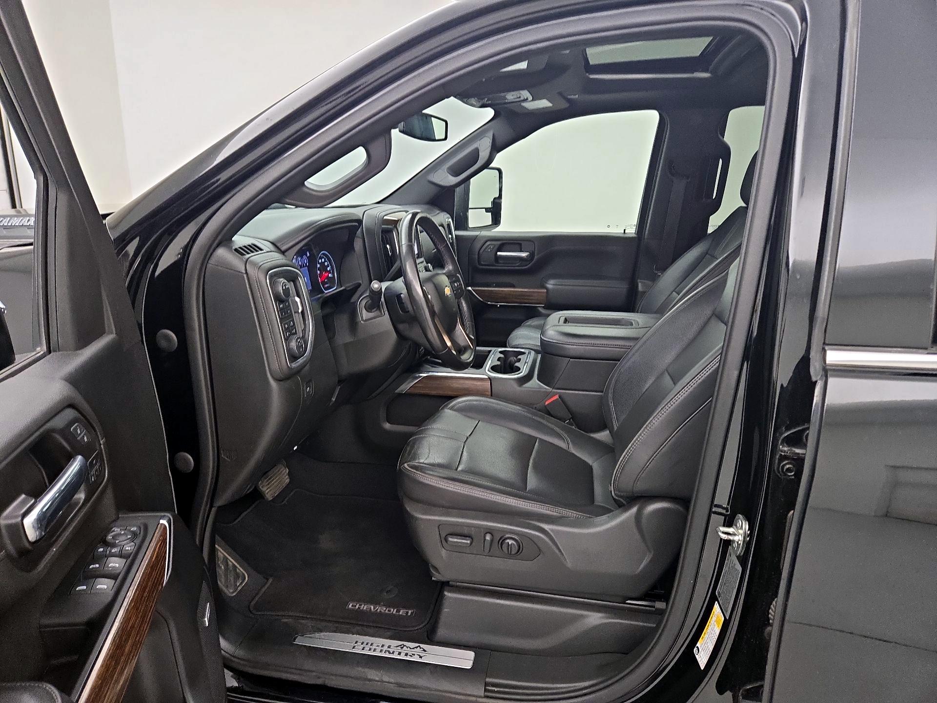 Thumbnail: 2022 Chevrolet Silverado 3500 - 11