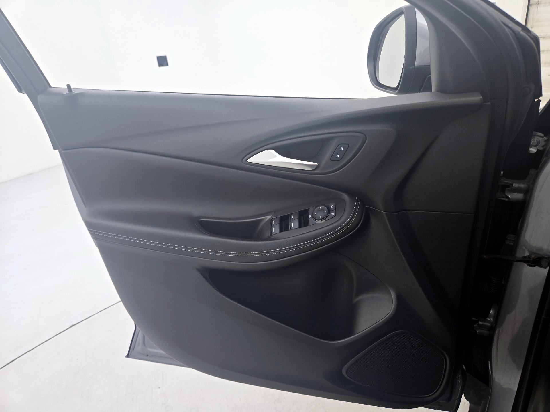 Thumbnail: 2025 Buick Encore GX - 12