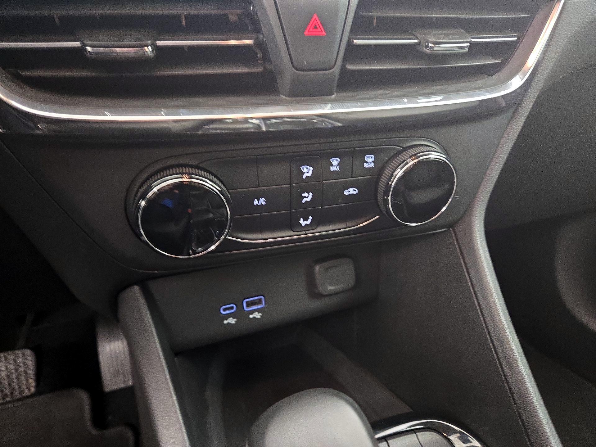 Thumbnail: 2025 Buick Encore GX - 16