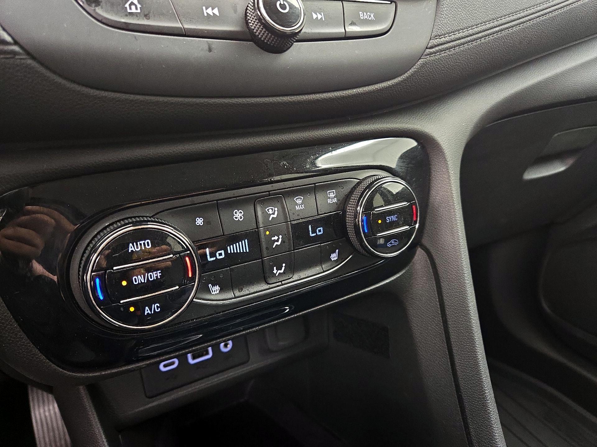 Thumbnail: 2023 Buick Encore GX - 16