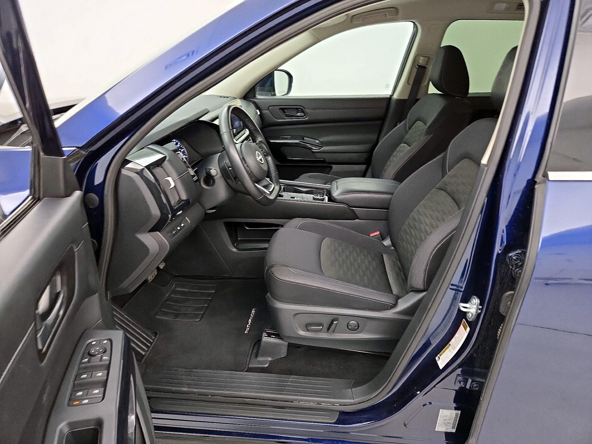 Thumbnail: 2025 Nissan Pathfinder - 11