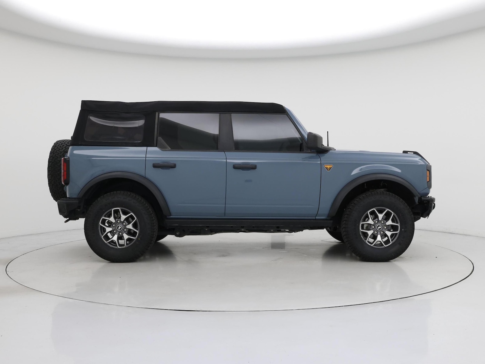 2023 Ford Bronco 4-Door Badlands - Photo 8