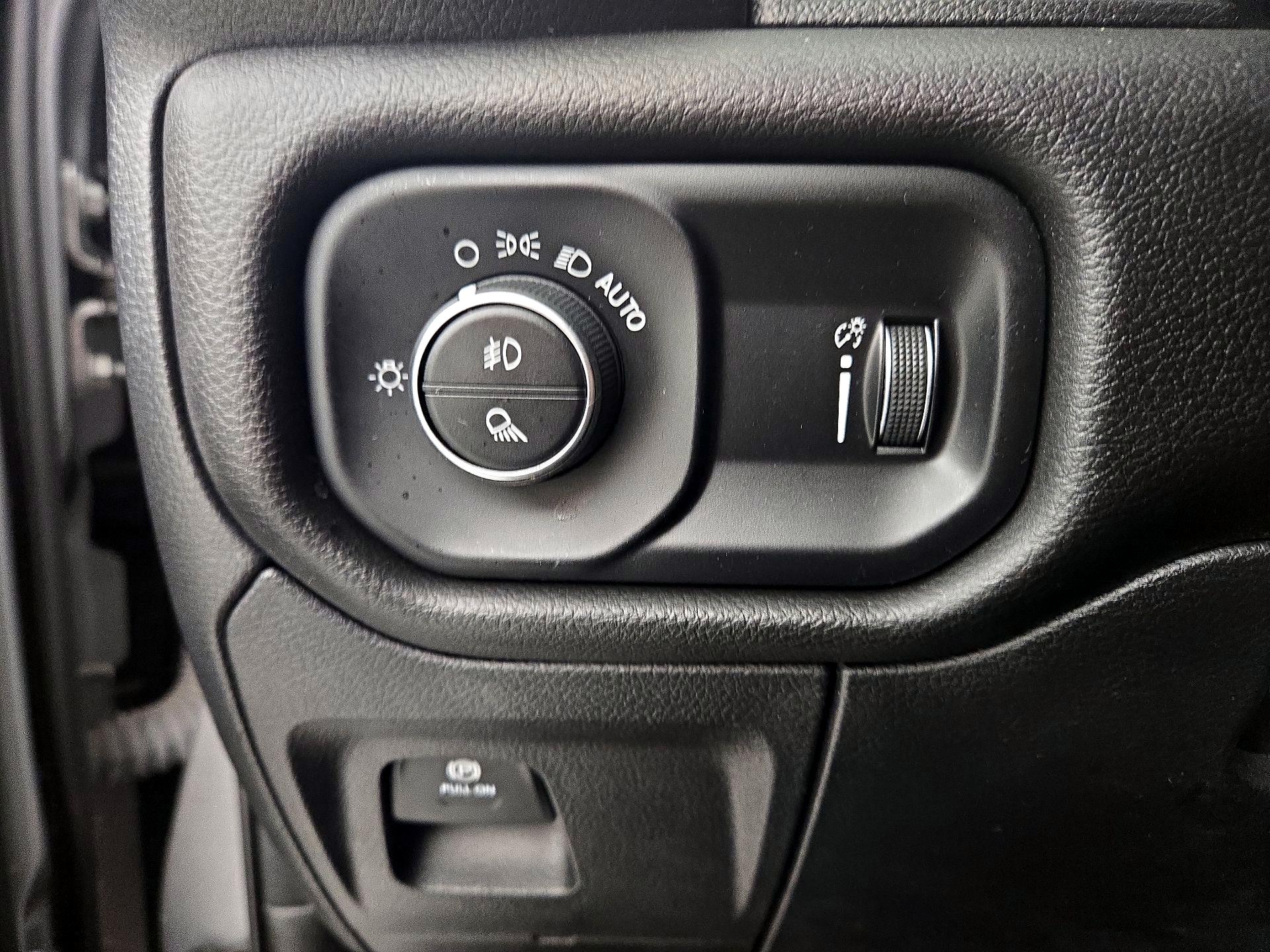 Thumbnail: 2023 RAM 1500 - 13
