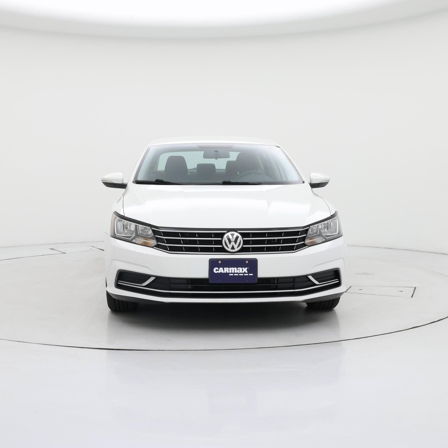 Thumbnail: 2016 Volkswagen Passat - 5