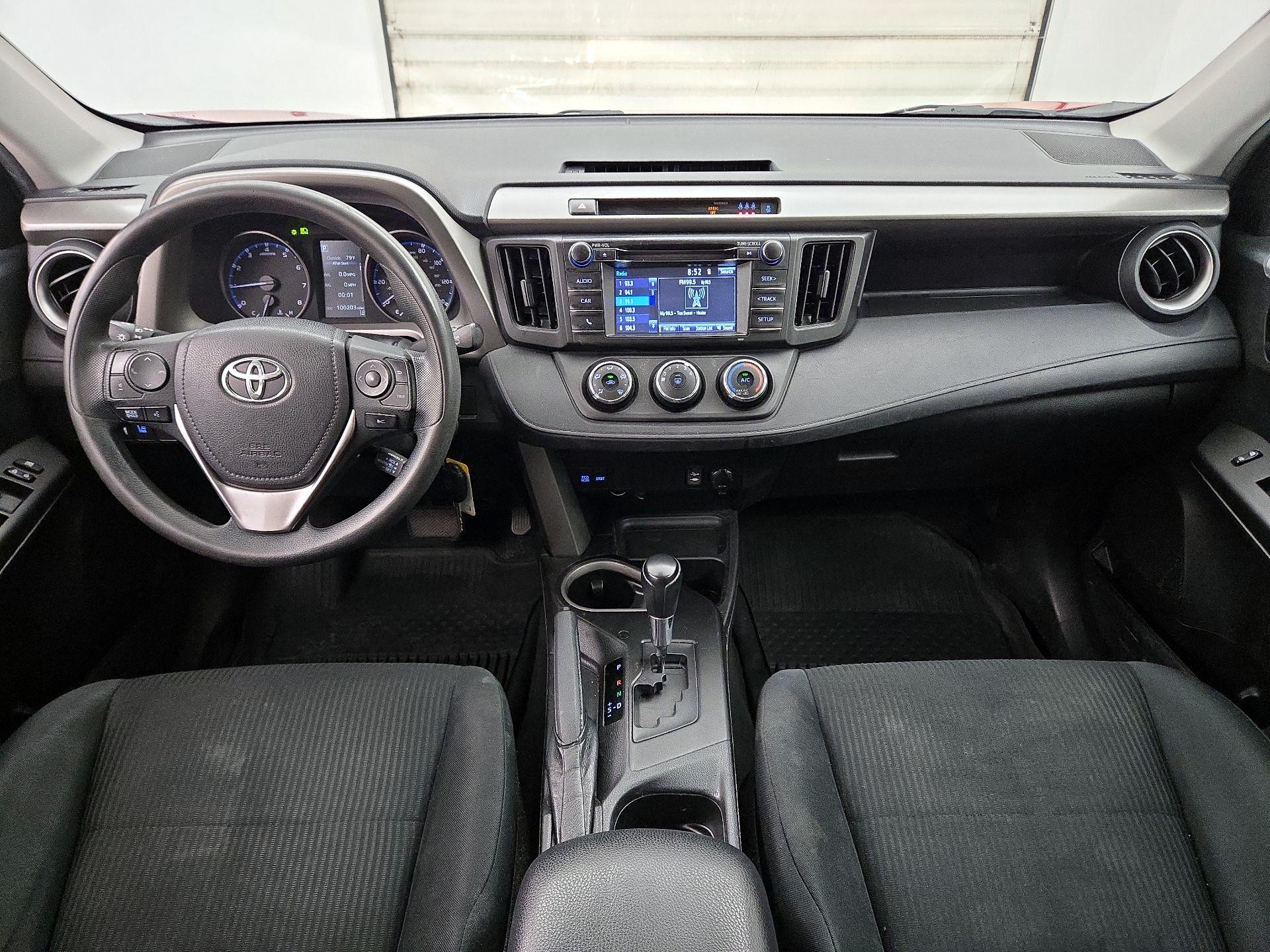Thumbnail: 2017 Toyota RAV4 - 9