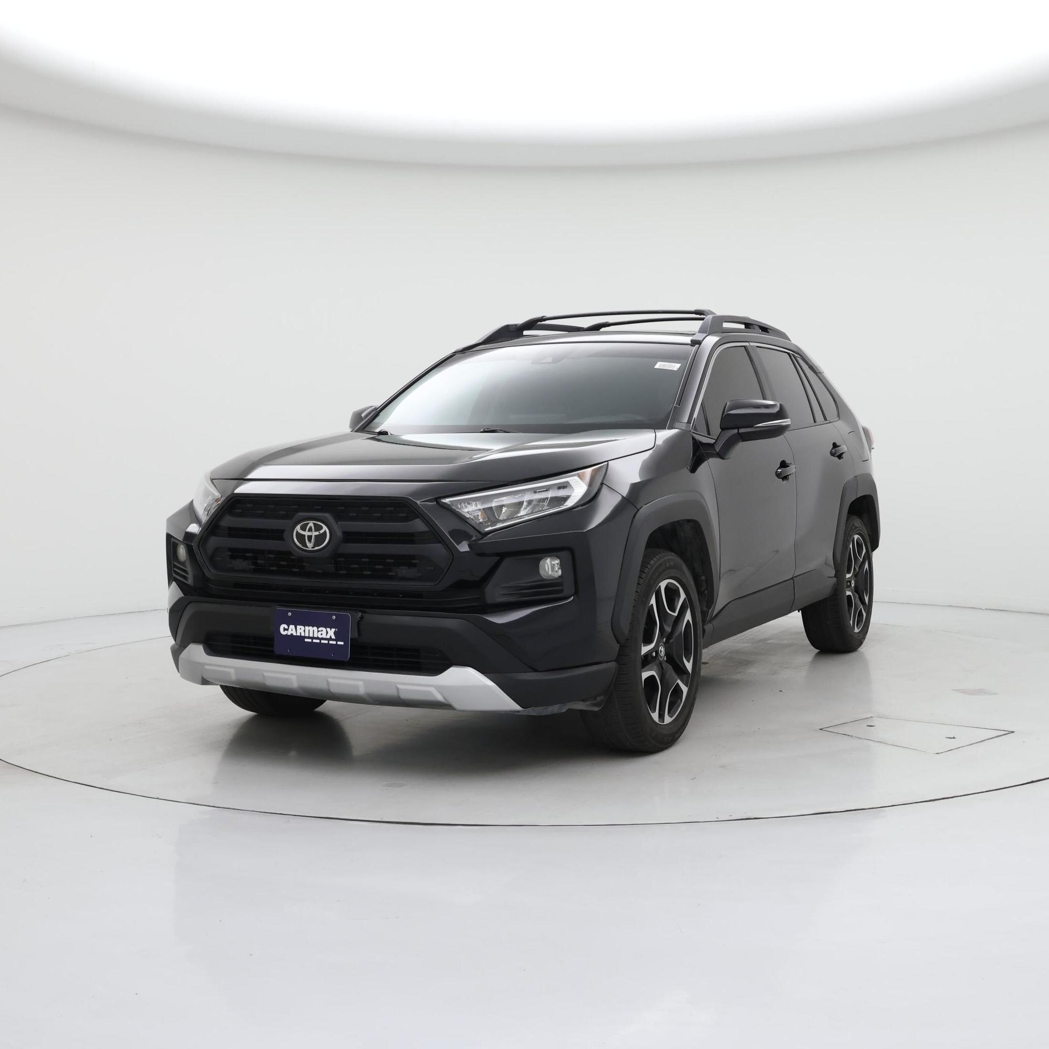 Thumbnail: 2019 Toyota RAV4 - 4