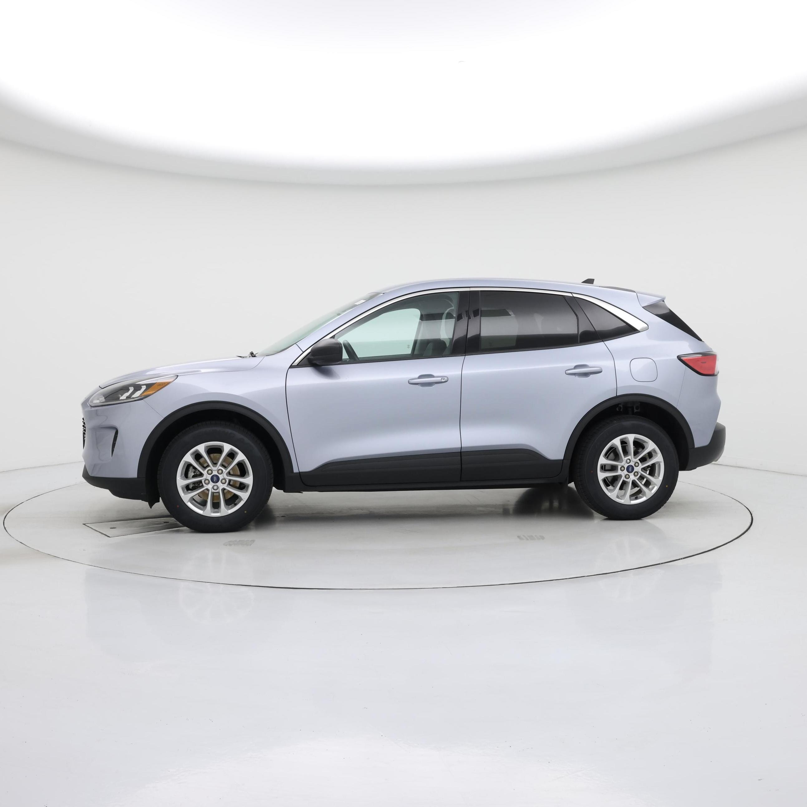 Thumbnail: 2022 Ford Escape - 3