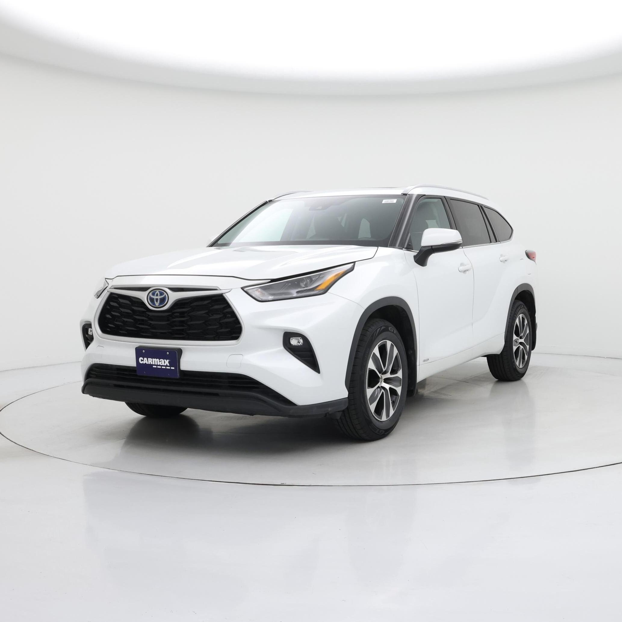 Thumbnail: 2022 Toyota Highlander - 4