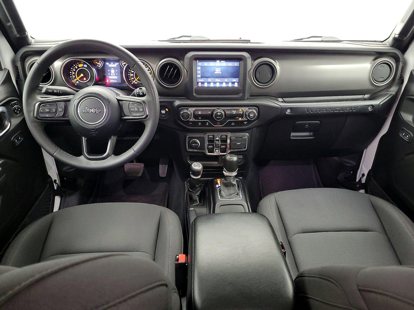 Apple CarPlay® & Android Auto™