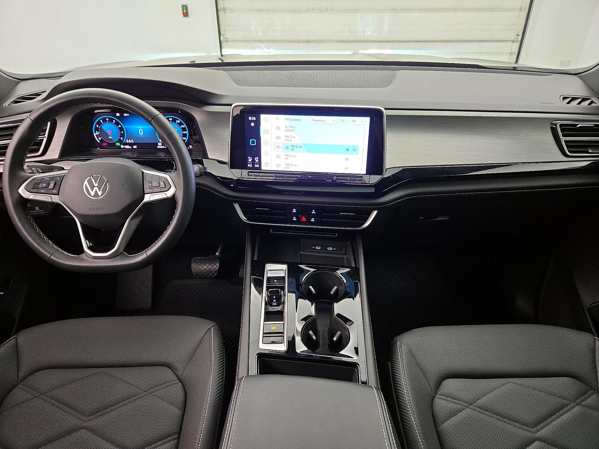 Thumbnail: 2024 Volkswagen Atlas - 9