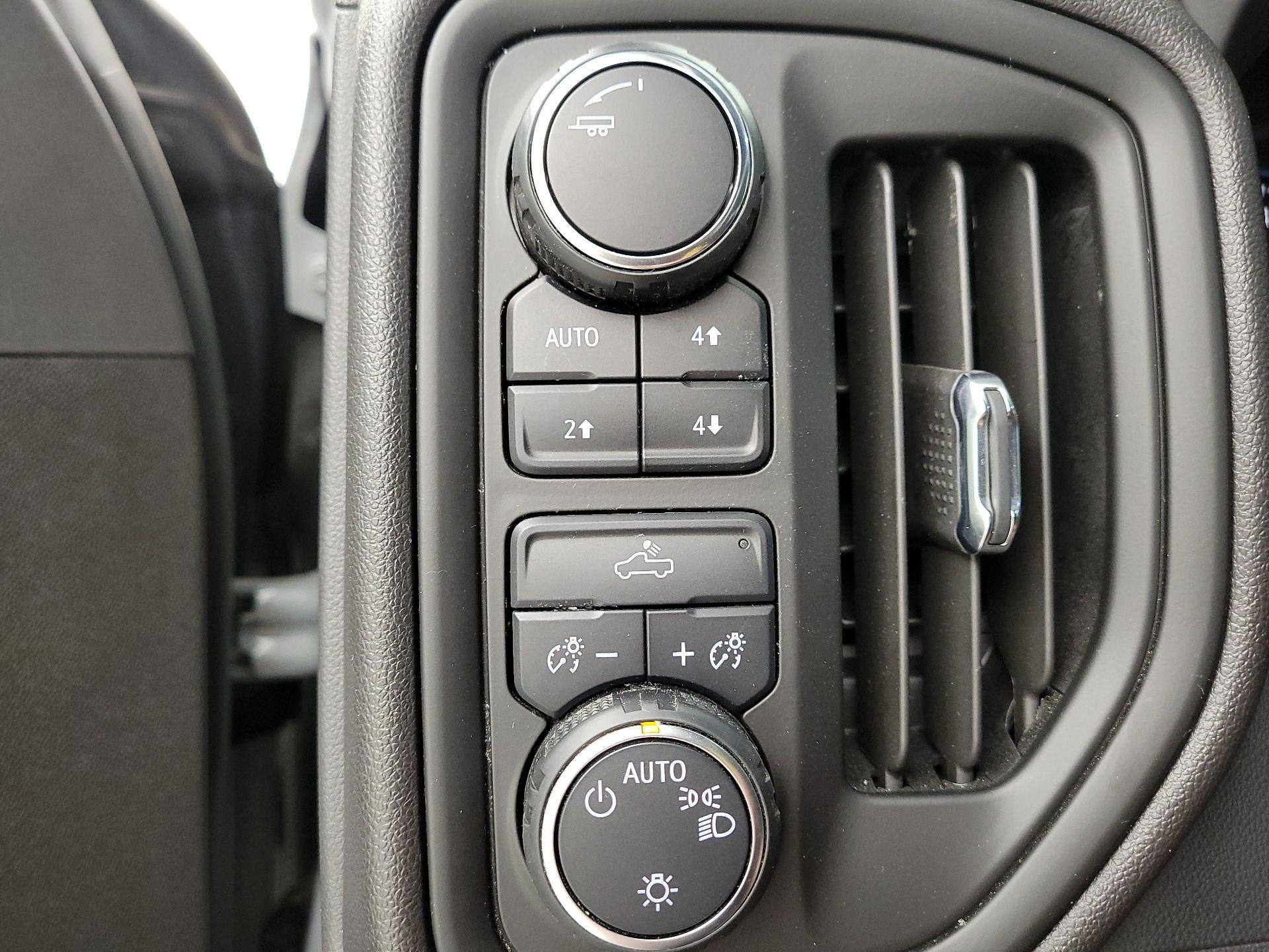 Thumbnail: 2024 Chevrolet Silverado 1500 - 13