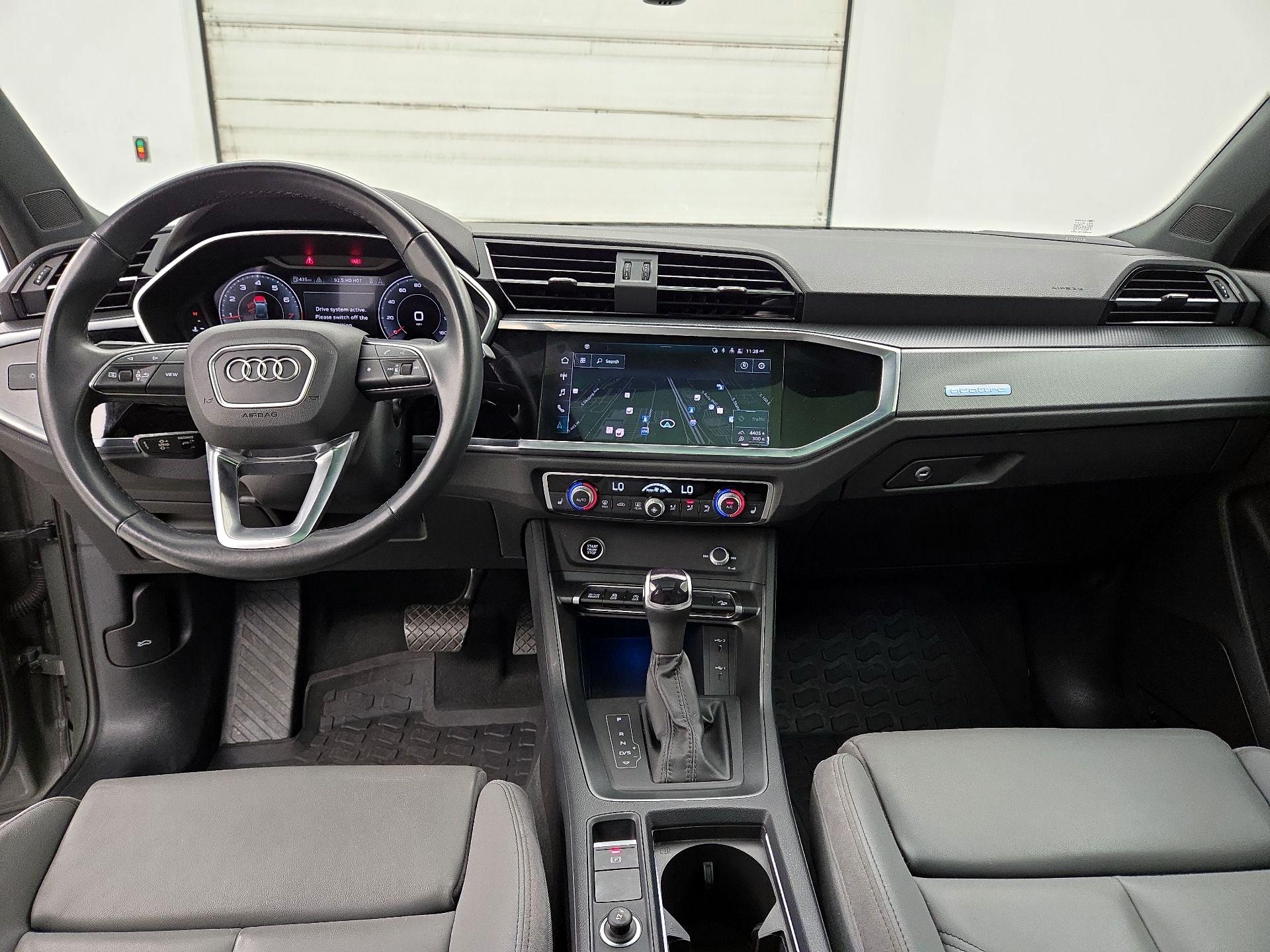 Thumbnail: 2022 Audi Q3 - 9