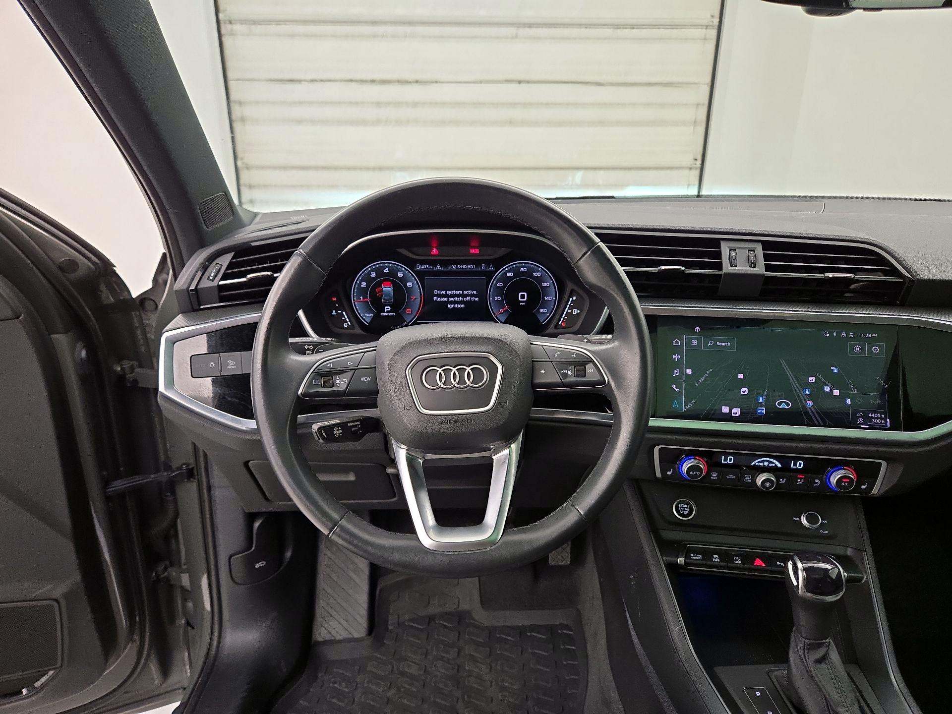 Thumbnail: 2022 Audi Q3 - 10