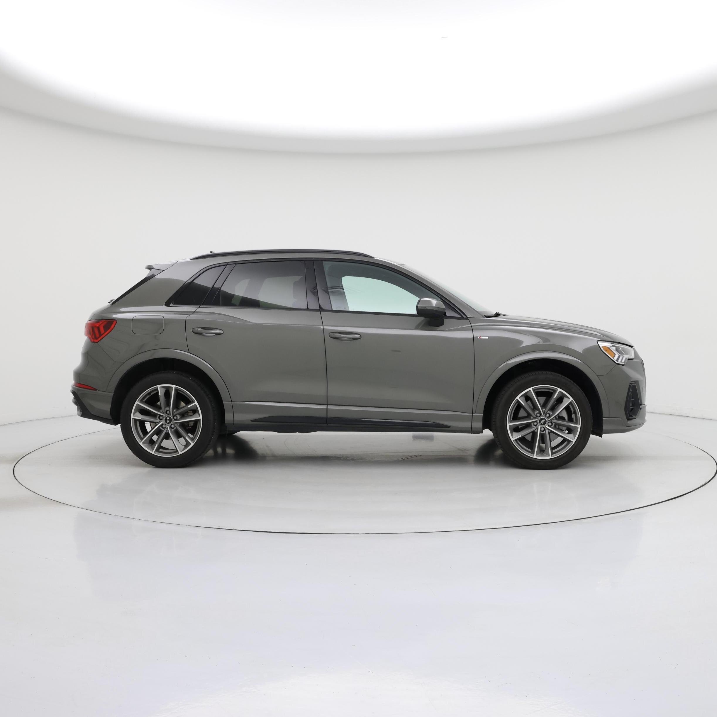 Thumbnail: 2022 Audi Q3 - 7