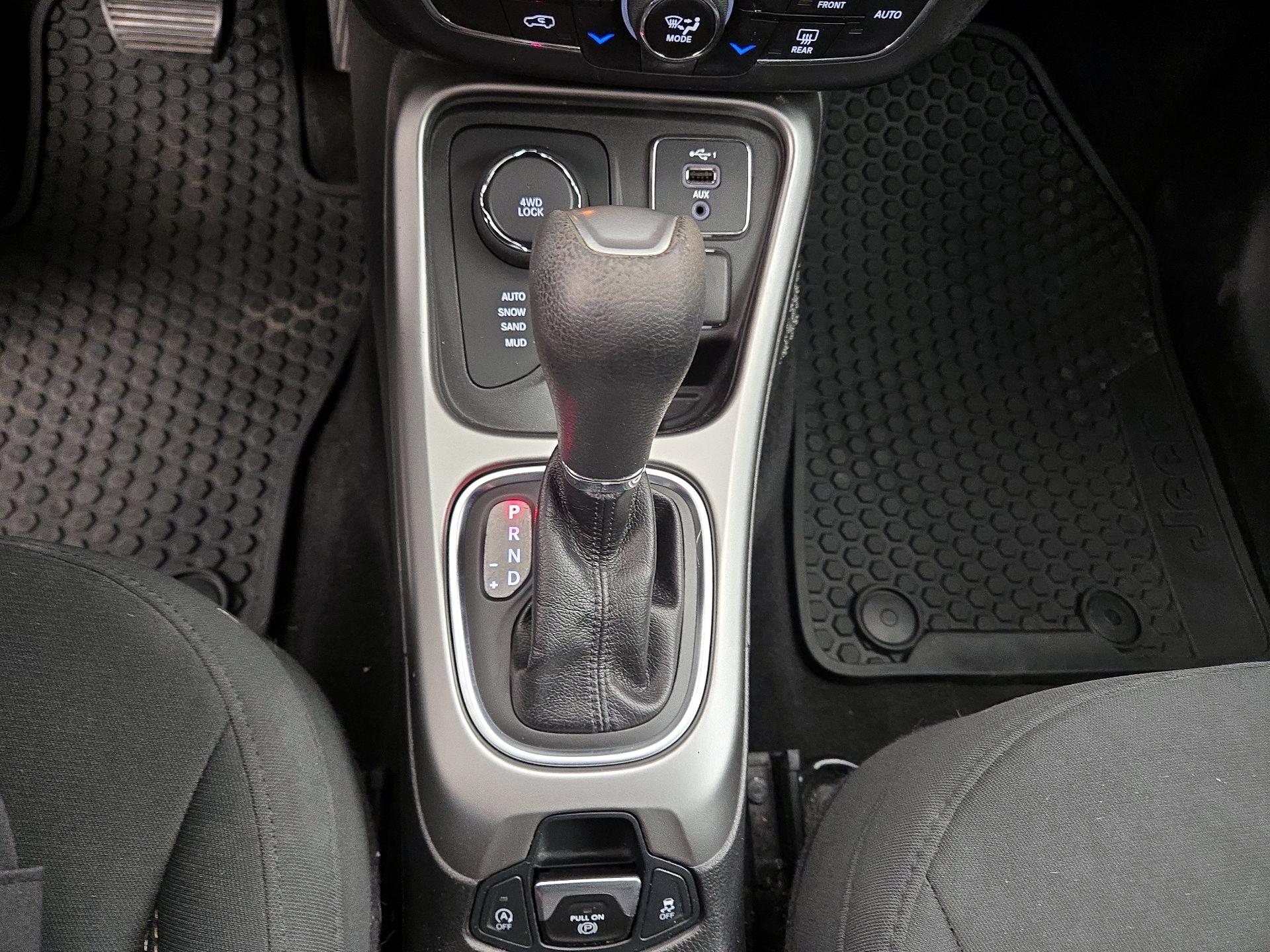 Thumbnail: 2019 Jeep Compass - 17