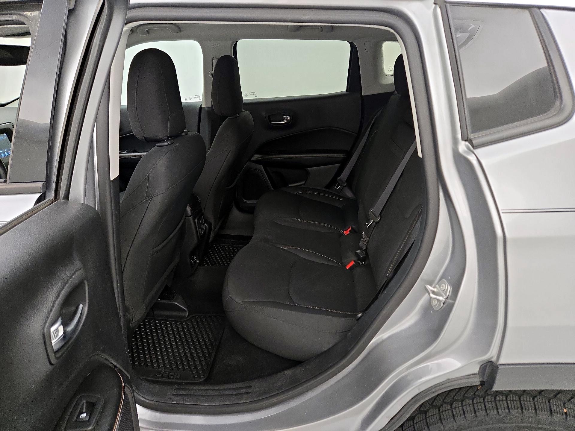 Thumbnail: 2019 Jeep Compass - 19