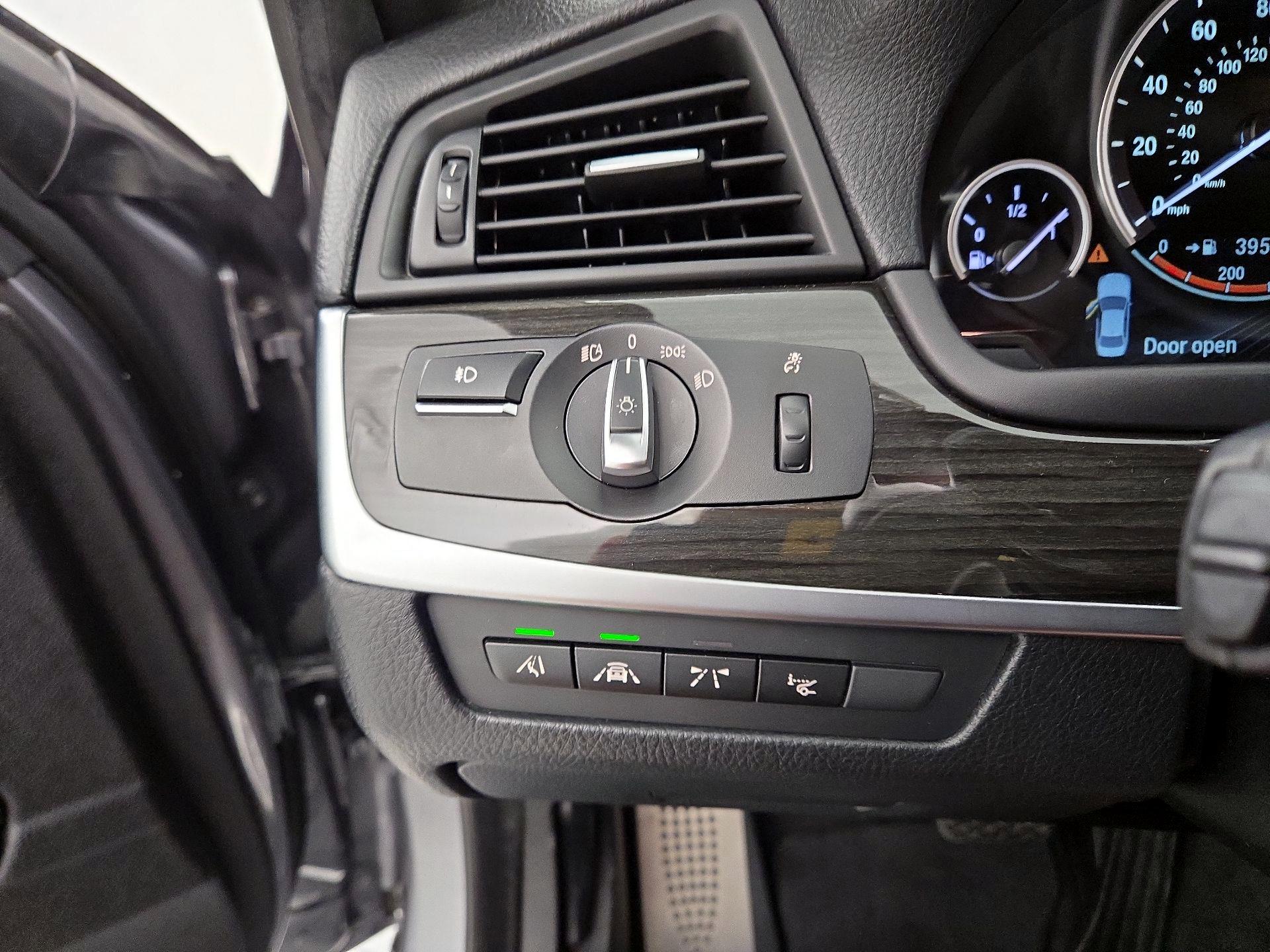 Thumbnail: 2016 BMW 5 Series - 13