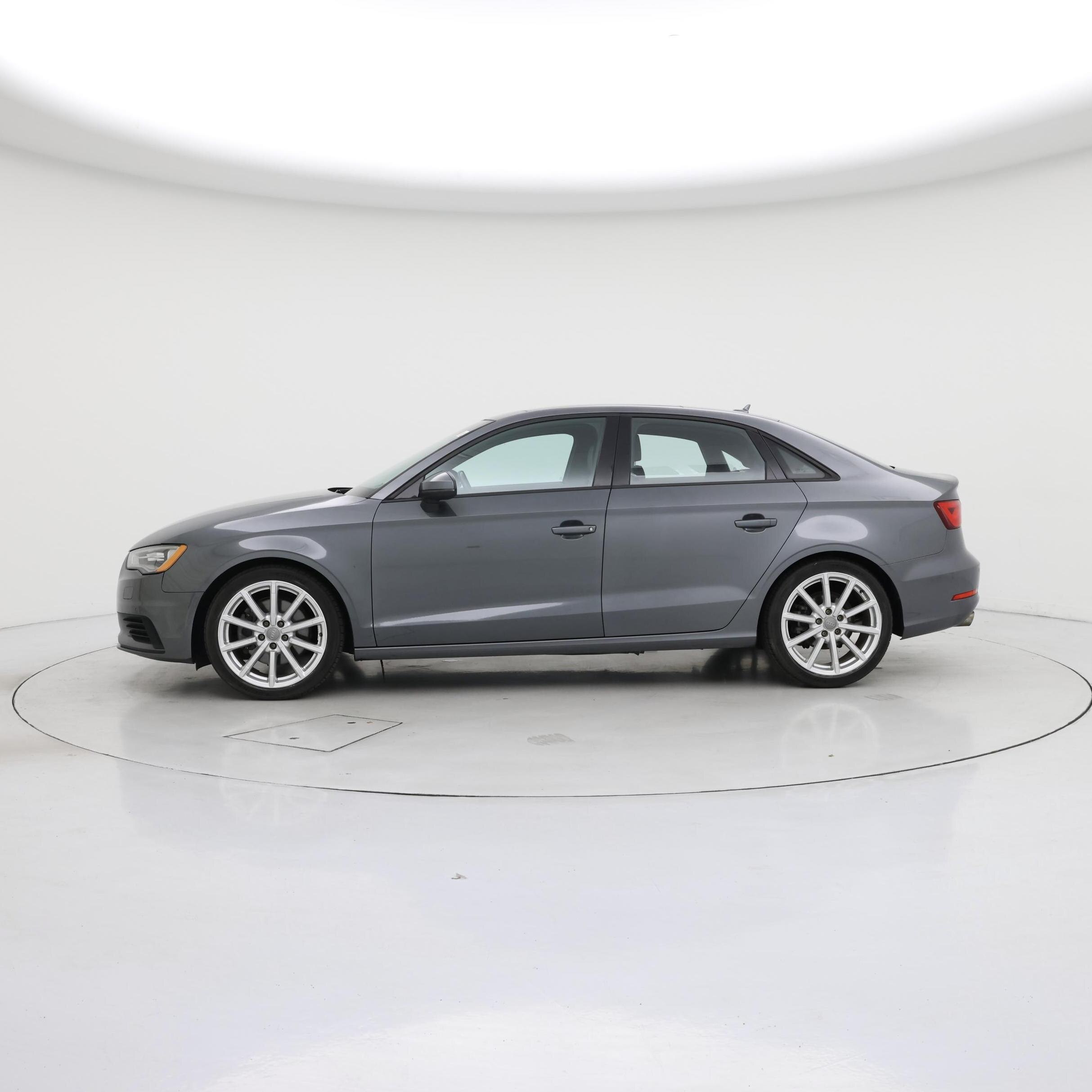 Thumbnail: 2016 Audi A3 - 3