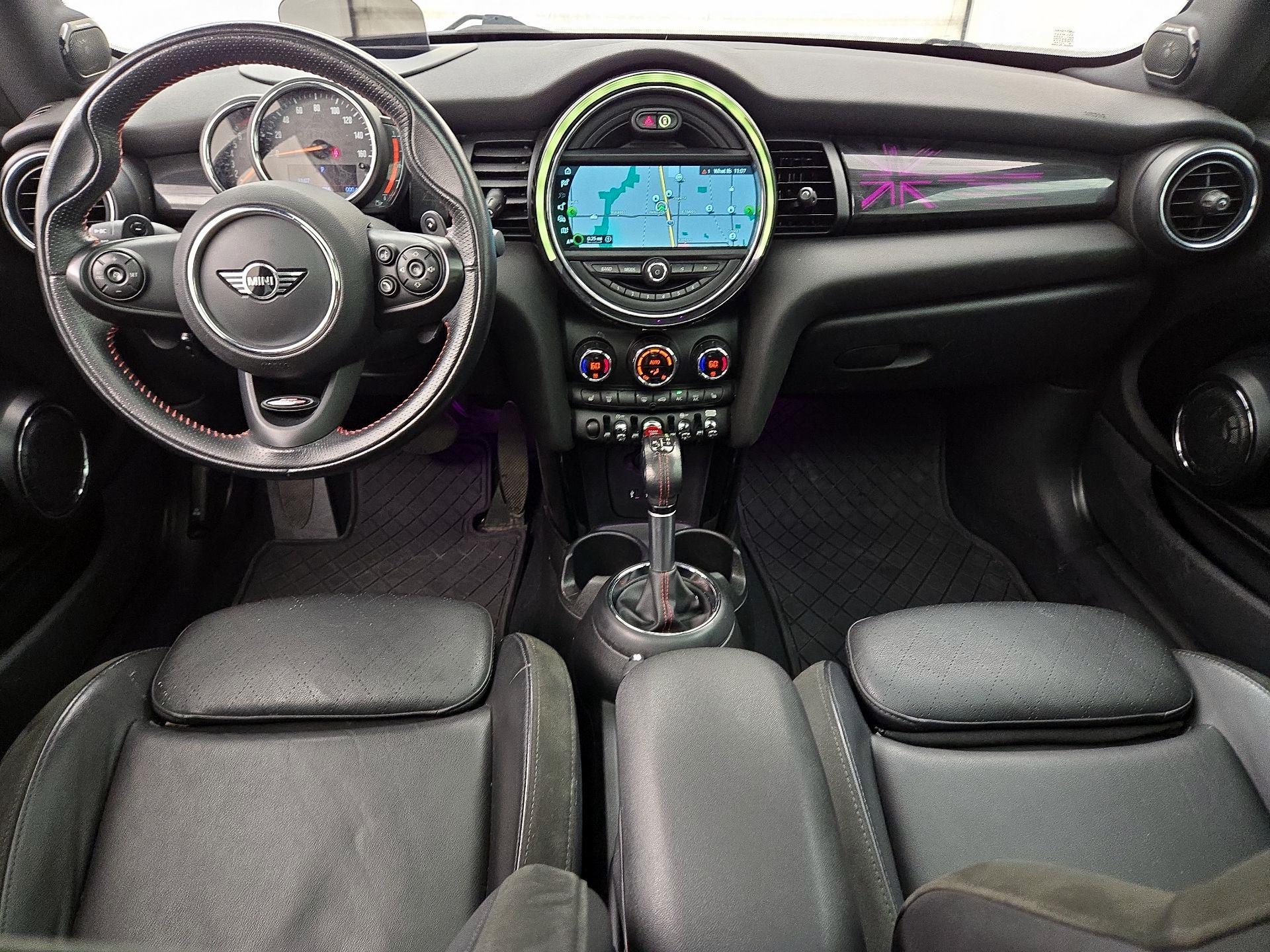 Thumbnail: 2019 MINI Cooper Hardtop - 9