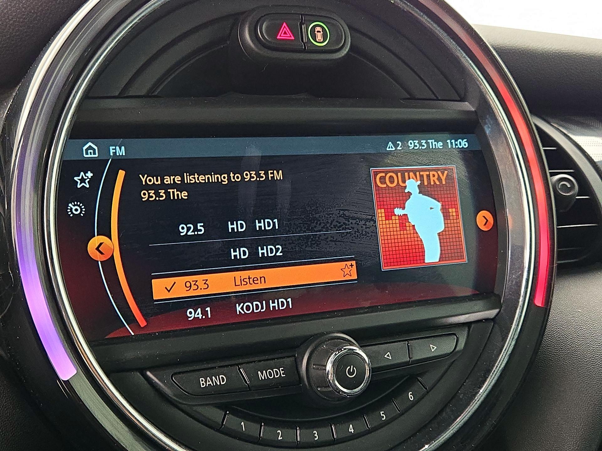 Thumbnail: 2019 MINI Cooper Hardtop - 16