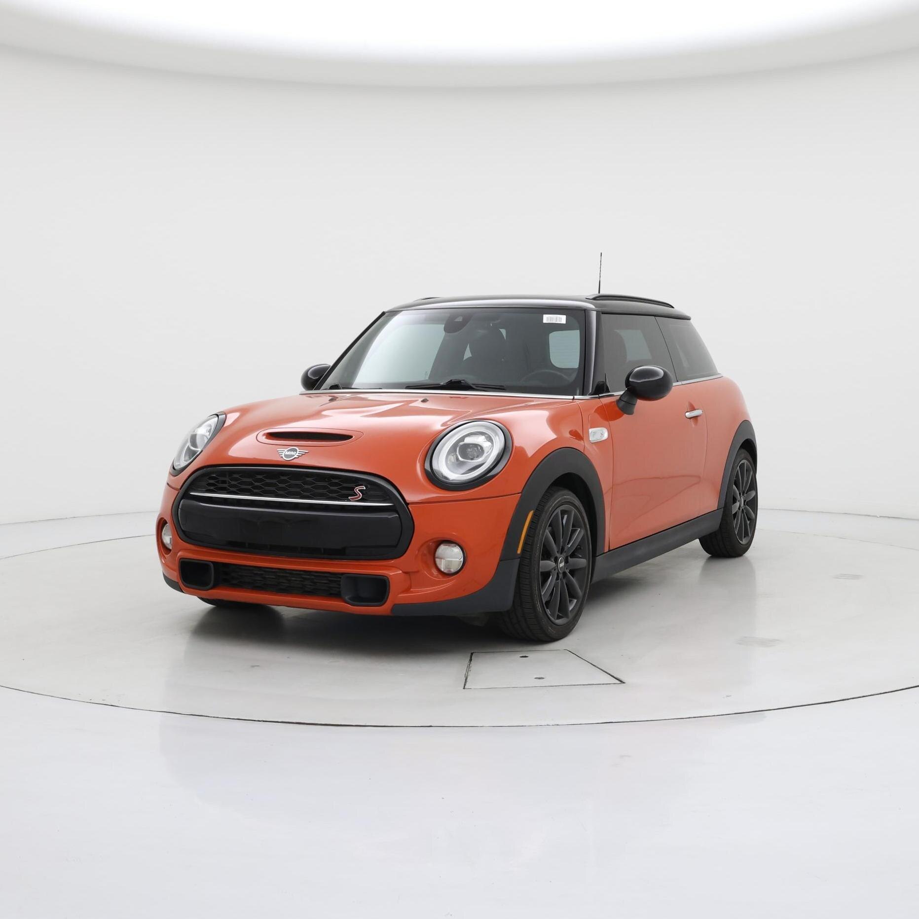 Thumbnail: 2019 MINI Cooper Hardtop - 4