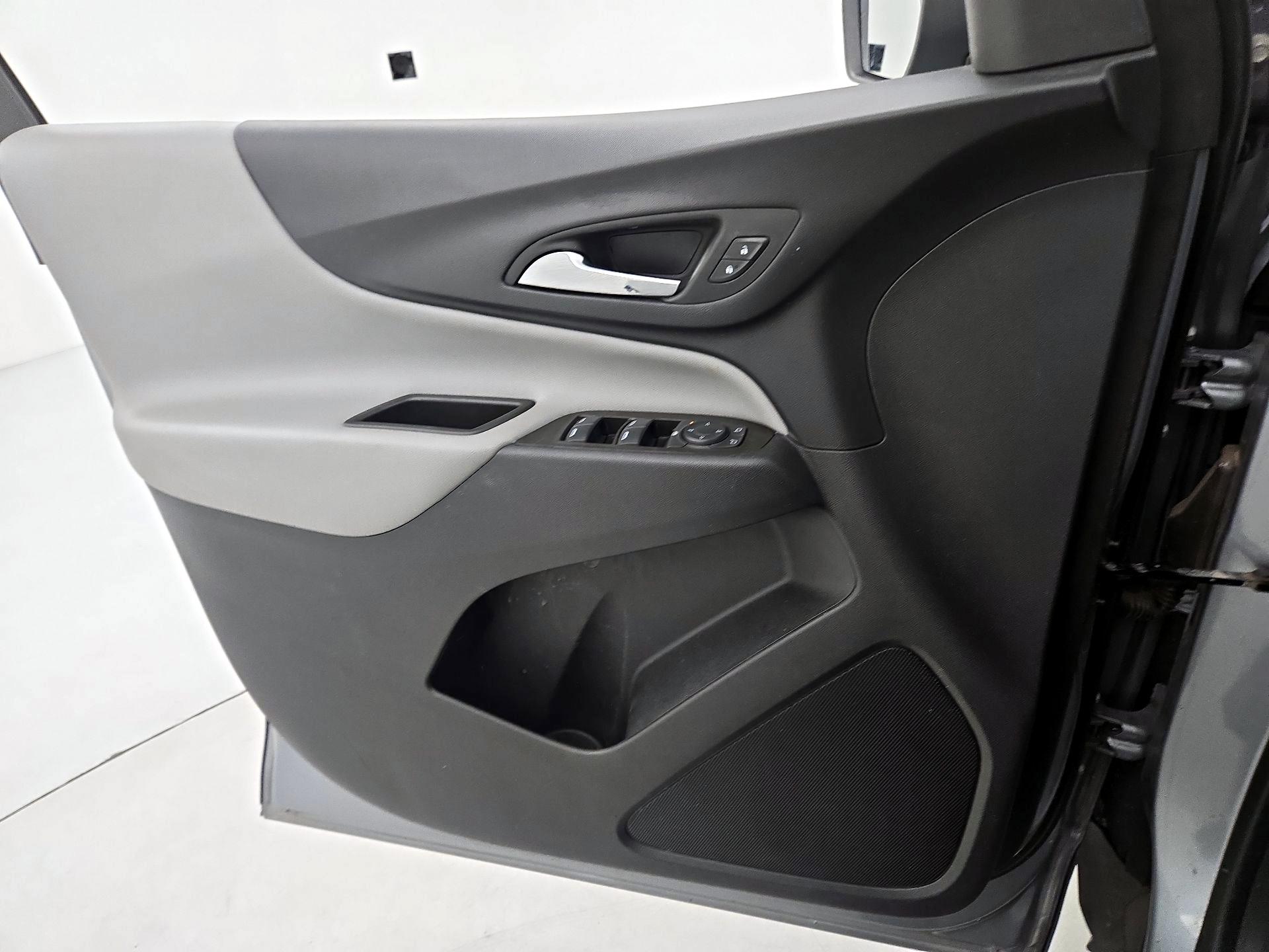 Thumbnail: 2023 Chevrolet Equinox - 12