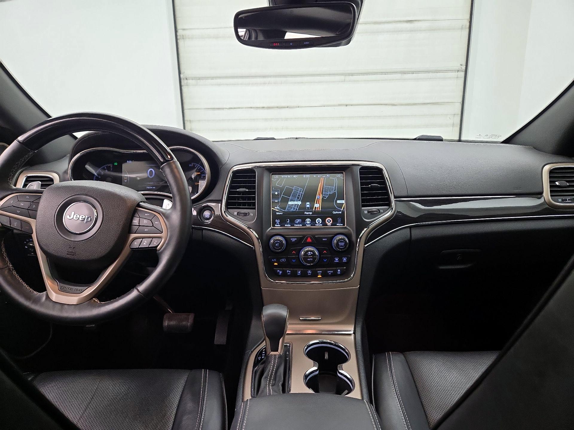 Thumbnail: 2017 Jeep Grand Cherokee - 9