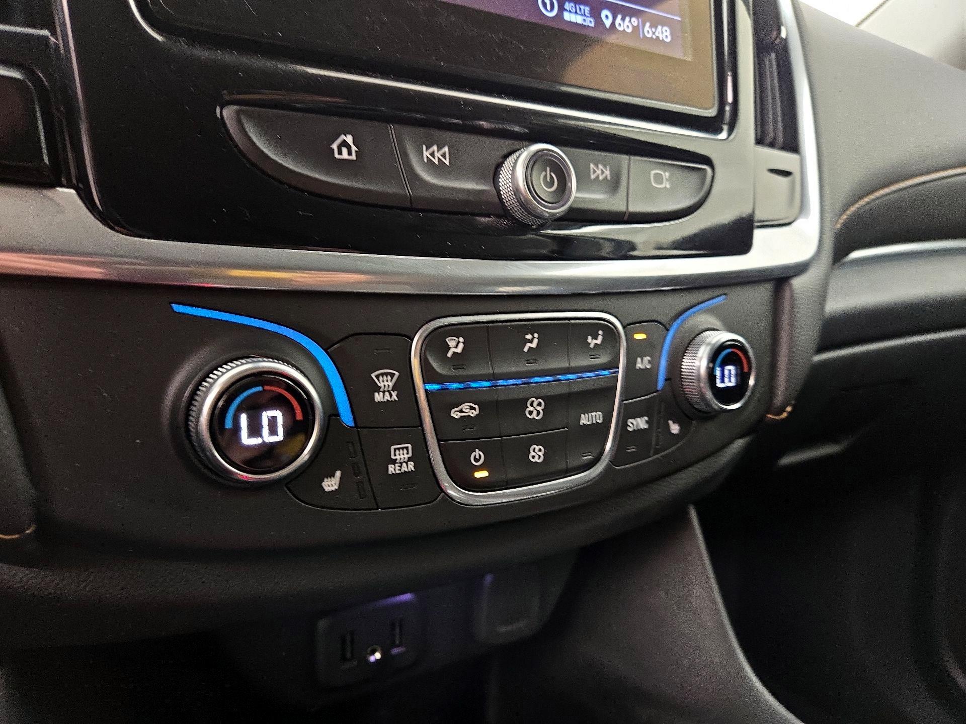 Thumbnail: 2020 Chevrolet Traverse - 16
