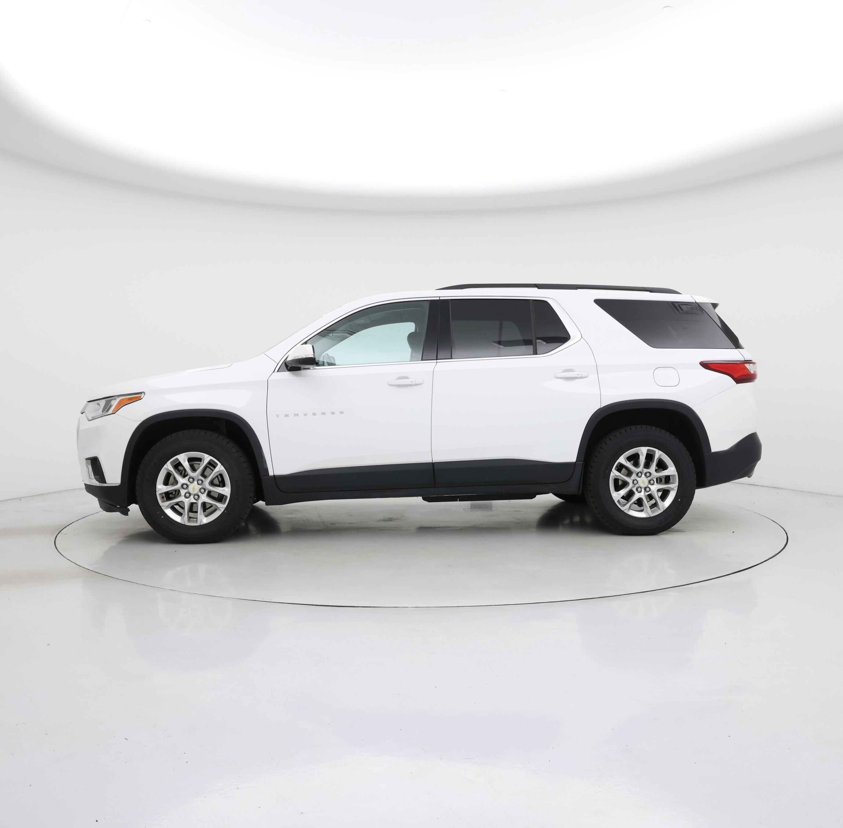 Thumbnail: 2020 Chevrolet Traverse - 3