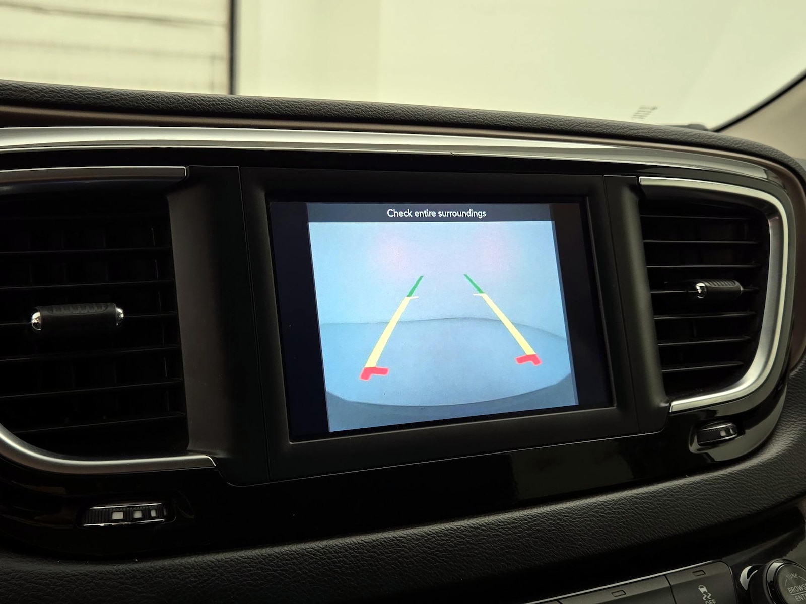 2018 Chrysler Pacifica Touring L - Photo 15