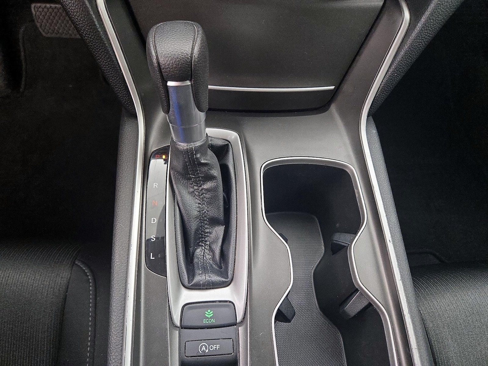 2021 Honda Accord LX - Photo 13