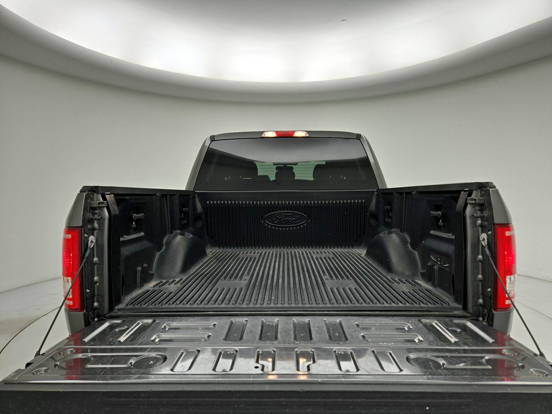 Thumbnail: 2015 Ford F-150 - 20