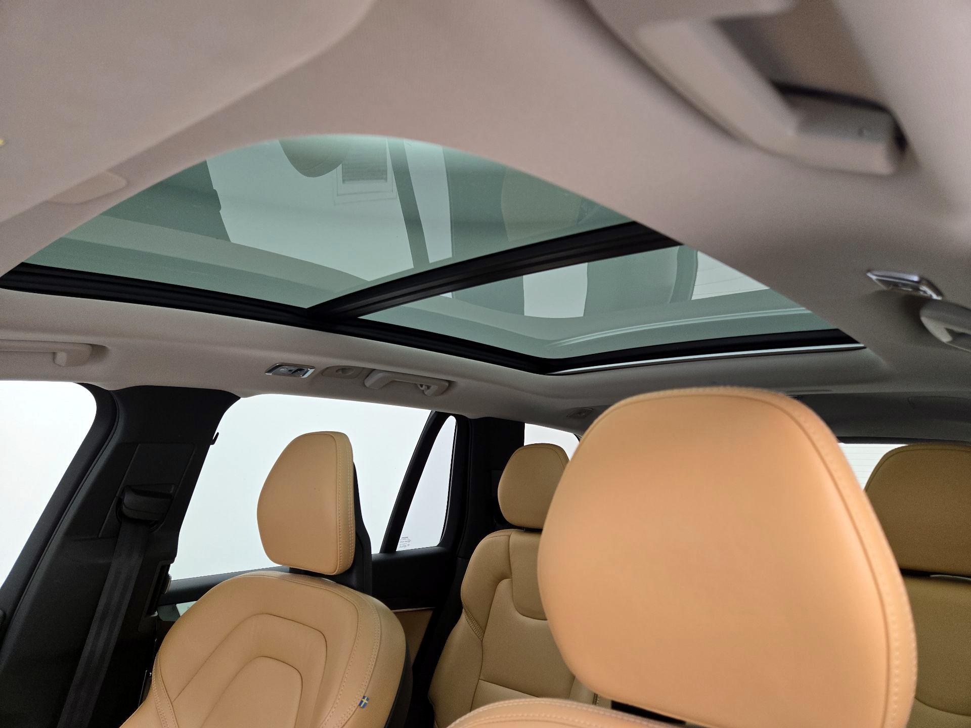 Thumbnail: 2016 Volvo XC90 - 20