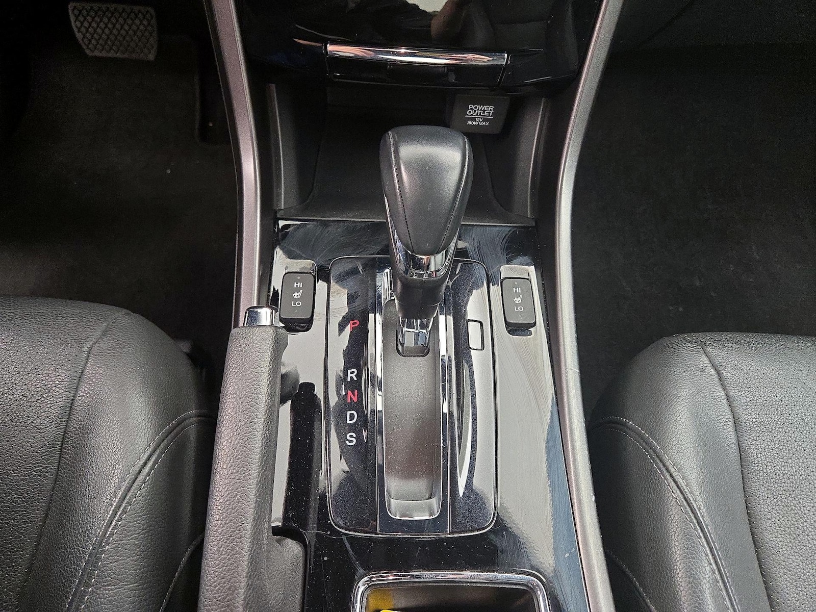 2016 Honda Accord Touring - Photo 18