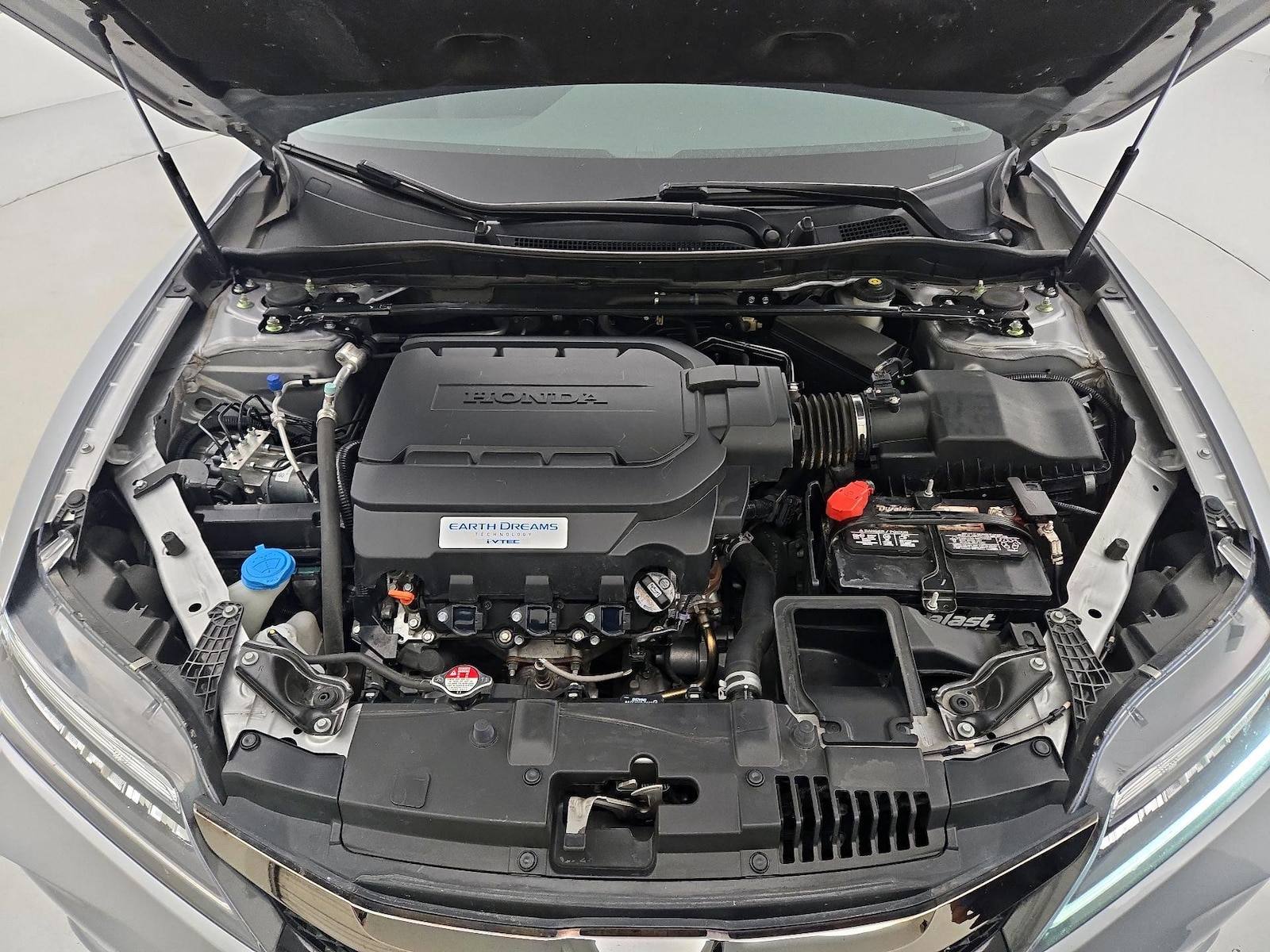2016 Honda Accord Touring - Photo 23