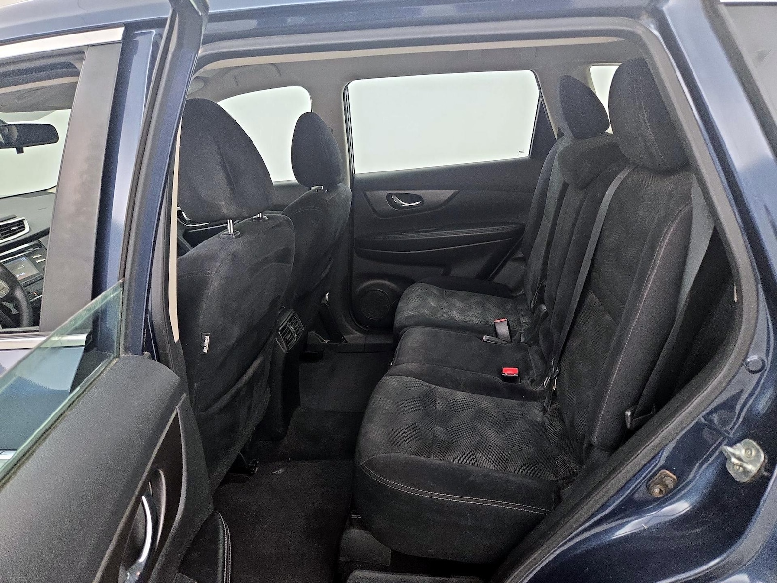 2015 Nissan Rogue S - Photo 20